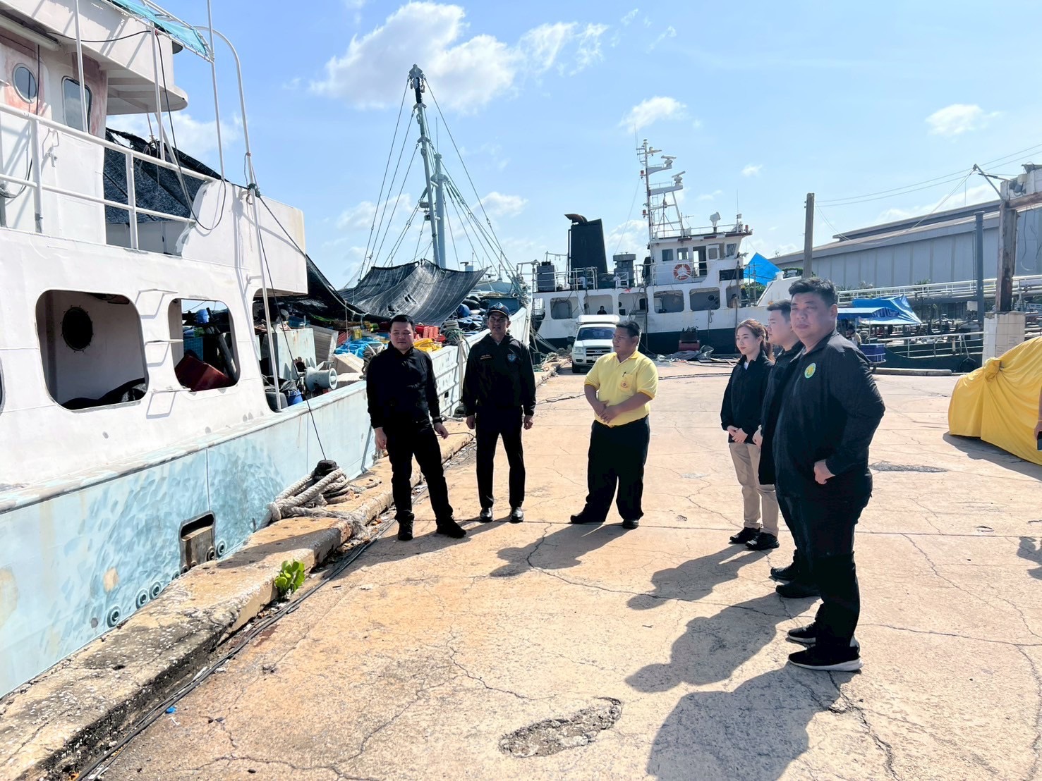 รมว.เกษตรฯ เอาจริง ส่ง S 100958228