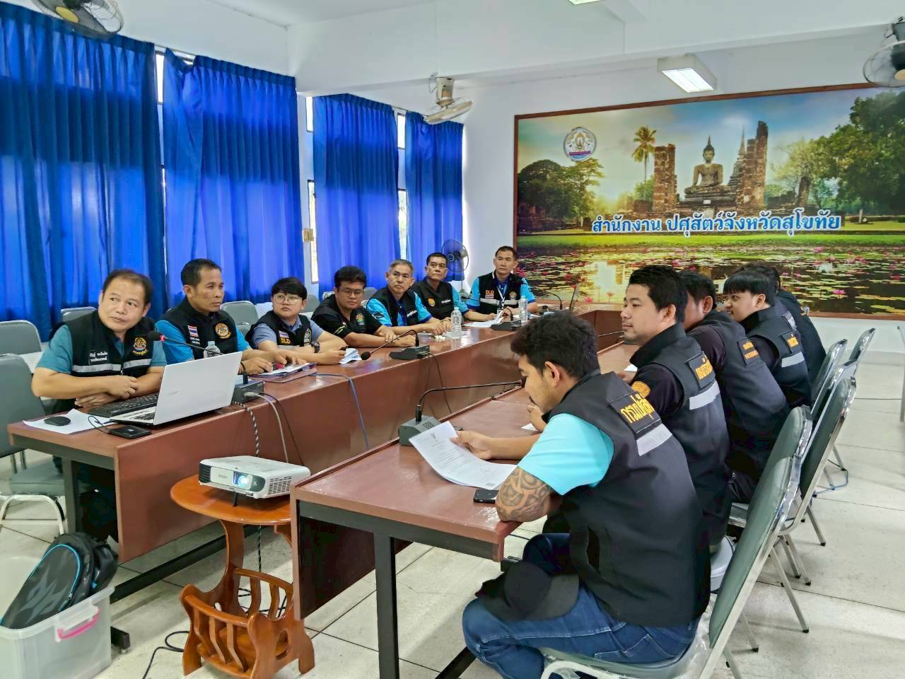 ปศุสัตว์ลุยตรวจจับแหล่งขายอาหารสัตว์เถื่อนในสุโขทัย ผิดหลายข้อหา 5 S 15147057