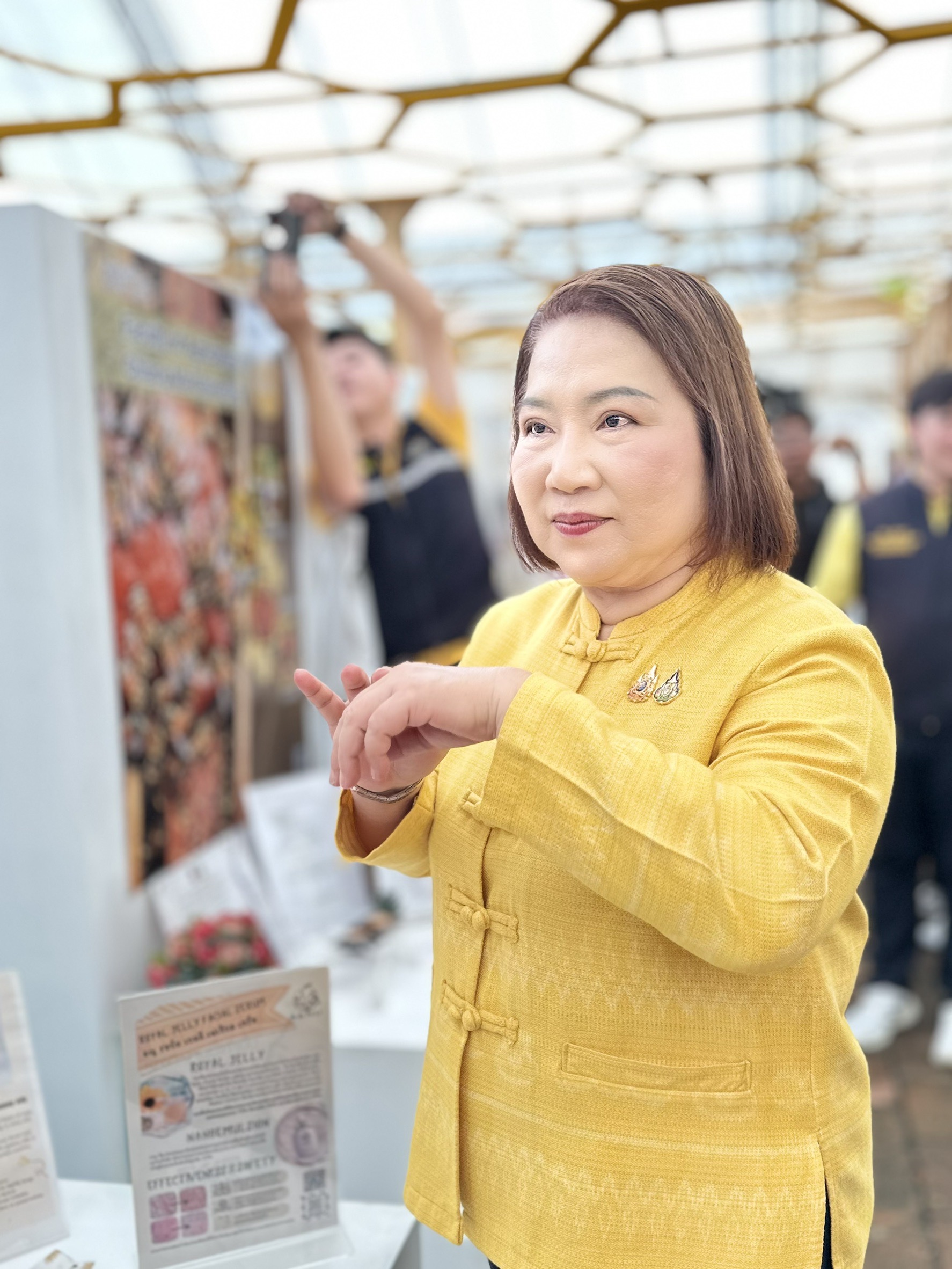 เกษตรฯ ประกาศตนเป็นนักอนุรักษ์สิ่งแวดล้อม ด้วยการใช้แมลงผสมเกสร เพื่อสร้างความมั่นคงทางอาหาร 11 S 16015371