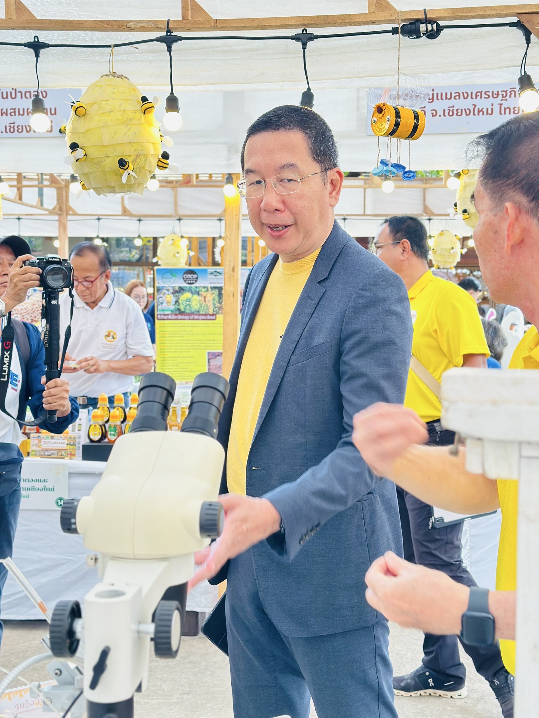 เกษตรฯ ประกาศตนเป็นนักอนุรักษ์สิ่งแวดล้อม ด้วยการใช้แมลงผสมเกสร เพื่อสร้างความมั่นคงทางอาหาร 16 S 16015381