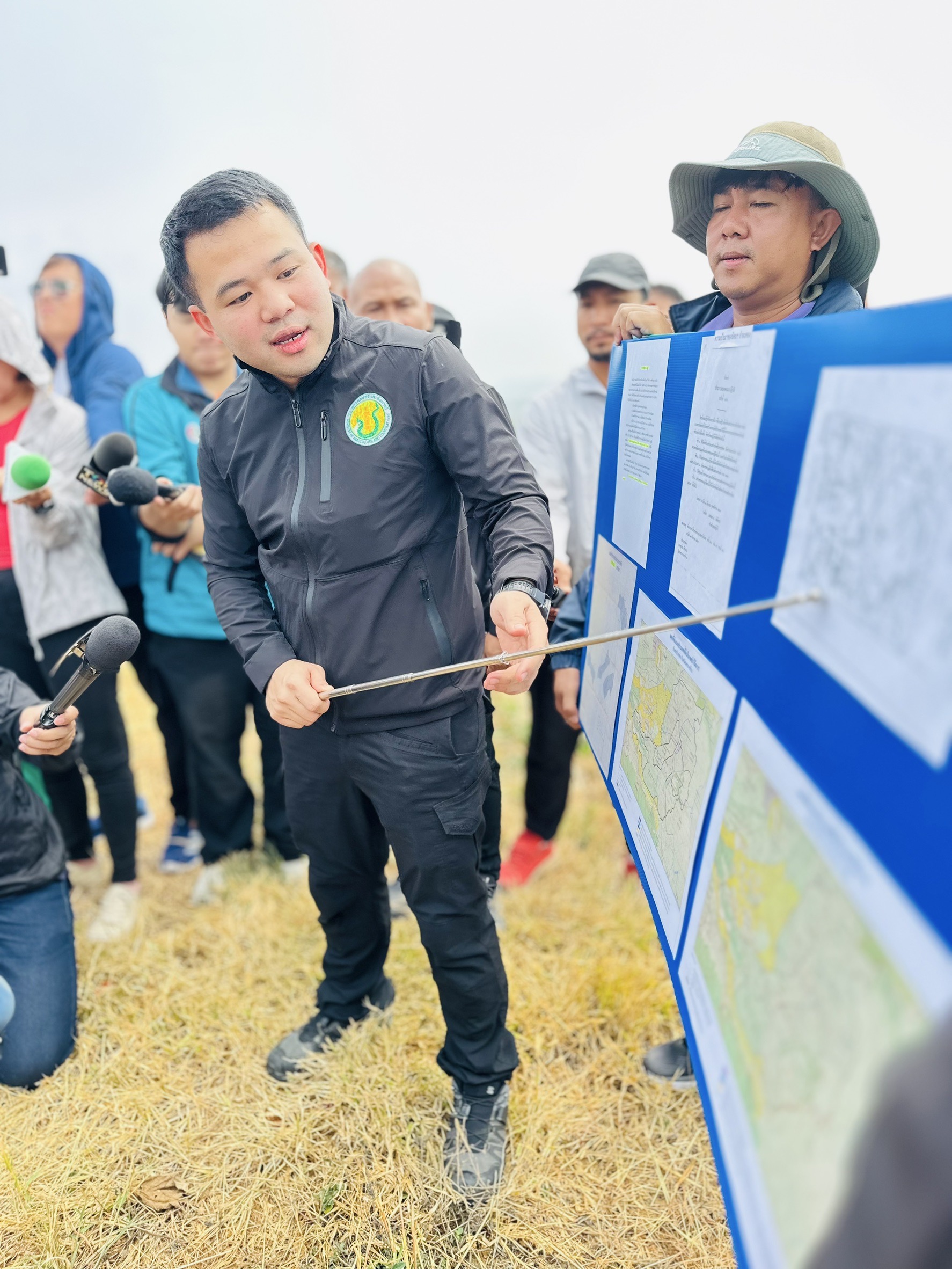 กระทรวงเกษตรฯแต่งตั้งคณะทำงานชุดใหม่ขับเคลื่อน ตรวจสอบและพิจารณาความผิด ผู้ได้รับการจัดที่ดินและผู้ถือครองที่ดินโดยมิชอบในเขตปฏิรูปที่ดิน 4 S 16441433