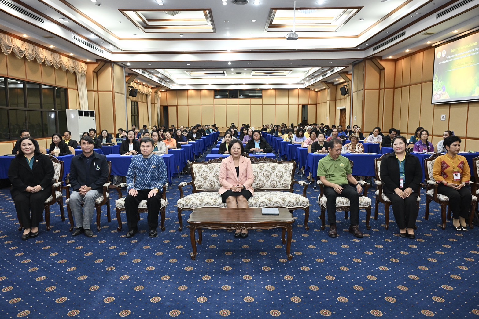 ก.เกษตรฯ เดินหน้ายกระดับการผลิตสมุนไพรคุณภาพ เชื่อมโยงฐานข้อมูลสมุนไพร หนุนการผลิต-แปรรูปสู่มาตรฐานสากล ขยายพื้นที่ 45 จังหวัดทั่วประเทศ 3 S 20586521