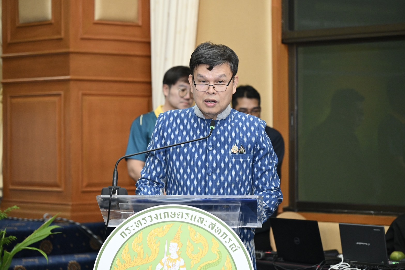 ก.เกษตรฯ เดินหน้ายกระดับการผลิตสมุนไพรคุณภาพ เชื่อมโยงฐานข้อมูลสมุนไพร หนุนการผลิต-แปรรูปสู่มาตรฐานสากล ขยายพื้นที่ 45 จังหวัดทั่วประเทศ 6 S 20586522 1