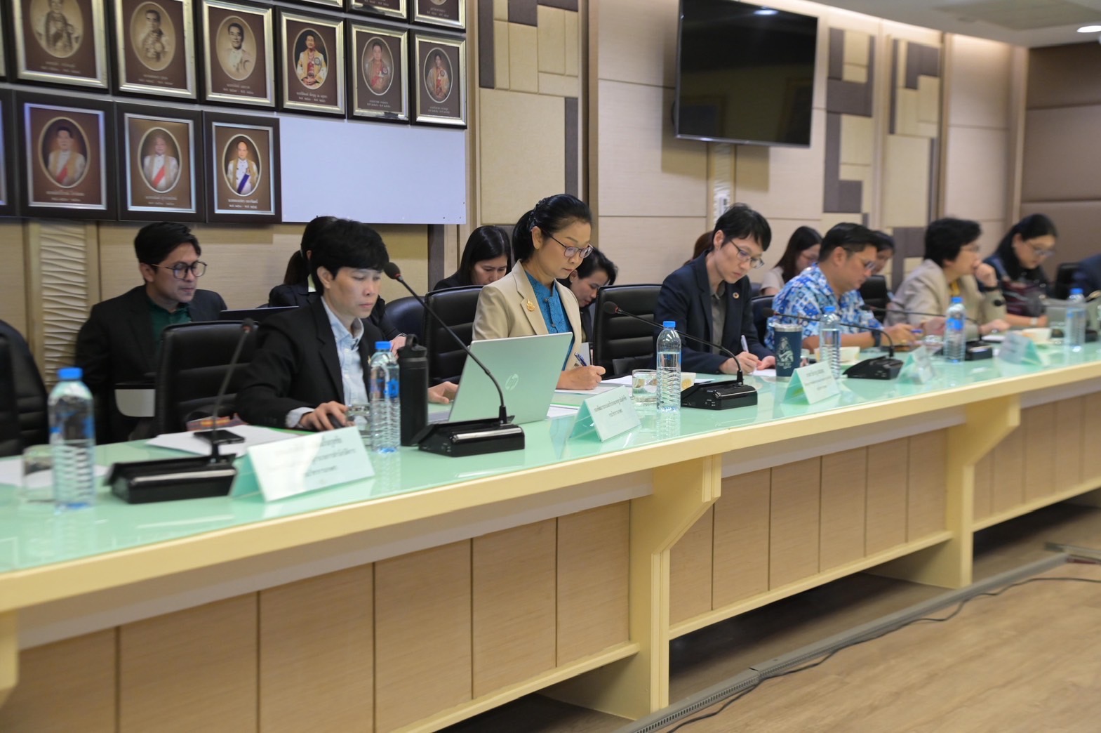 รมว.อรรถกร คุมเข้มส่งออกทุเรียนไทยไปจีน ล็อกมาตรฐาน วางหมากป้องกันปัญหาซ้ำรอย พร้อมสร้างความเชื่อมั่นตลาดจีน 6 S 20783200