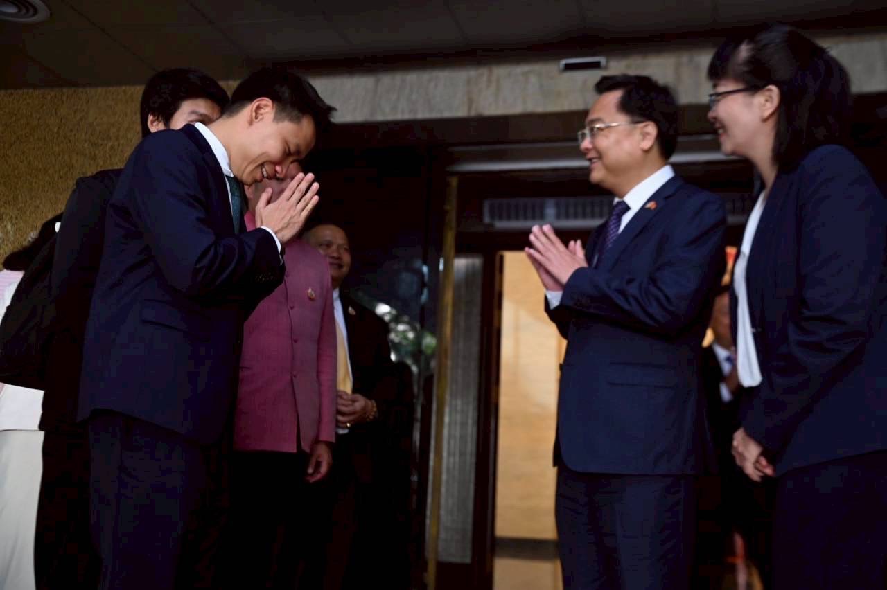 รมว.เกษตรฯ หารือเอกอัครราชทูตจีน ผลักดันความร่วมมือการค้าสินค้าเกษตรไทย-จีน 8 S 21110926