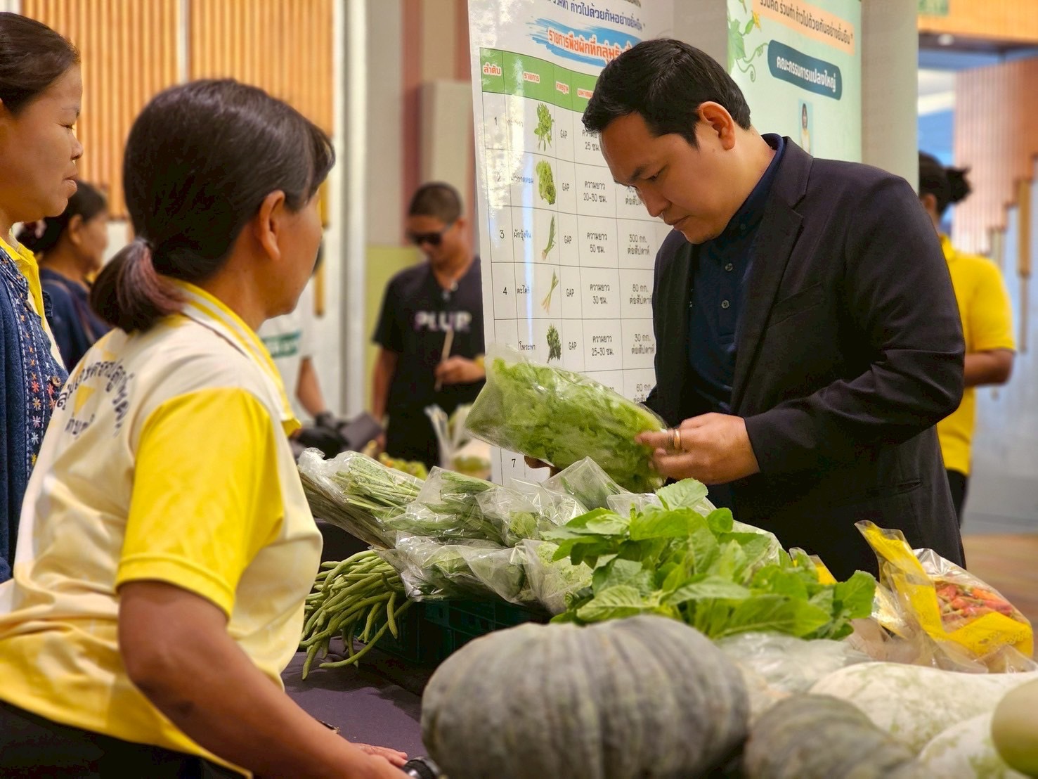 มกอช.หนุนกลุ่มเกษตรกรแปลงใหญ่ขอนแก่น ใช้เครื่องหมาย Q ผลิตสินค้าเกษตรที่มีคุณภาพ ได้มาตรฐาน พร้อมต่อยอดเกษตรมูลค่าสูง ขยายสู่ตลาดโมเดิร์นเทรด 8 S 26148934
