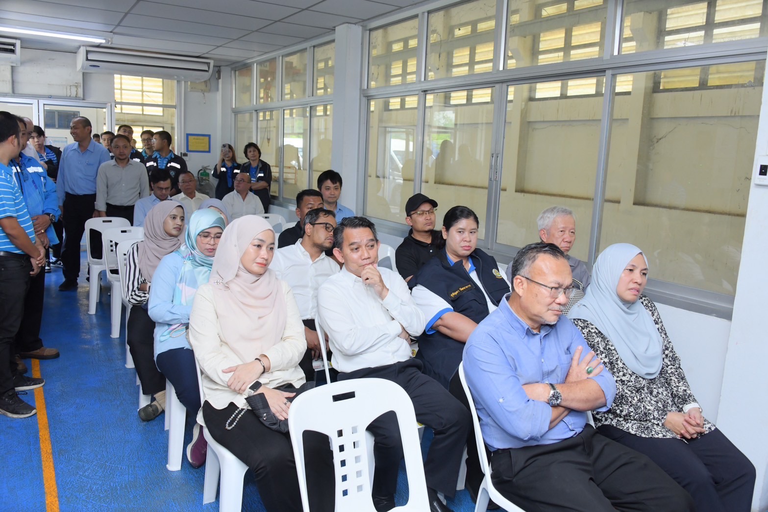 2 กรมชลประทานไทย–มาเลเซีย ผนึกกำลังเดินหน้าปรับปรุงปากแม่น้ำโก-ลก เสริมความร่วมมือบริหารจัดการน้ำข้ามพรมแดน 11 S 2801837