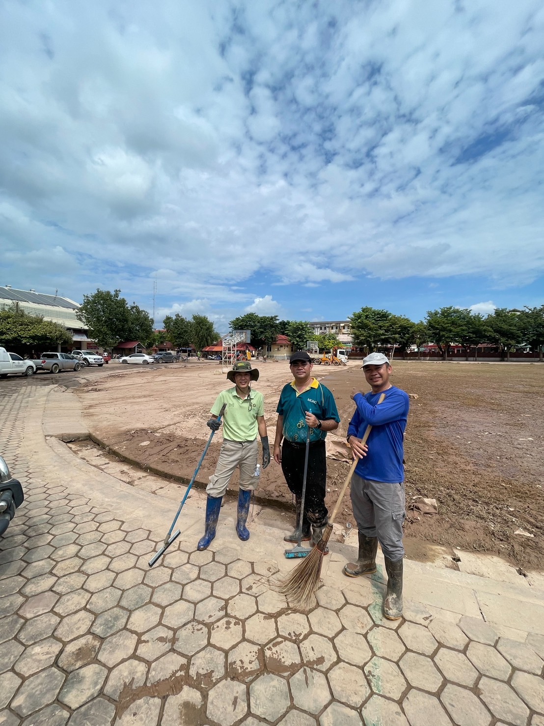 กระทรวงเกษตรฯ ขานรับนโยบาย รมช.อัครา รวมพลังเจ้าหน้าที่ในสังกัดกระทรวงเกษตรฯ เร่งฟื้นฟูพื้นที่จังหวัดน่านหลังพายุโซนร้อน S 40763414