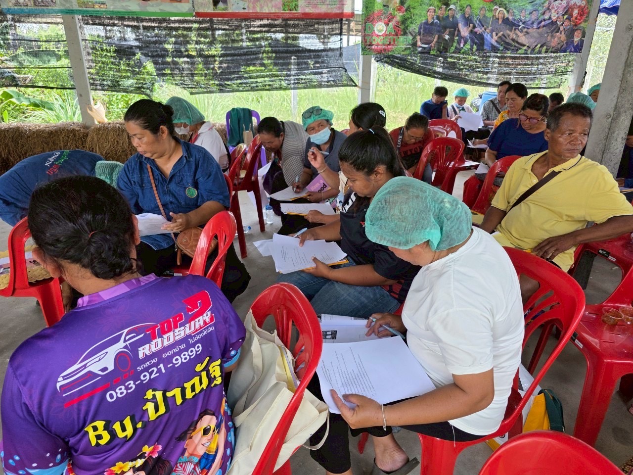 กรมวิชาการเกษตรหนุนเกษตรกรบ้านจานลาน พัฒนาผลิตภัณฑ์จากพริก สู่การผลิตเชิงพาณิชย์ เสริมแกร่งเศรษฐกิจชุมชน 6 S 9027596