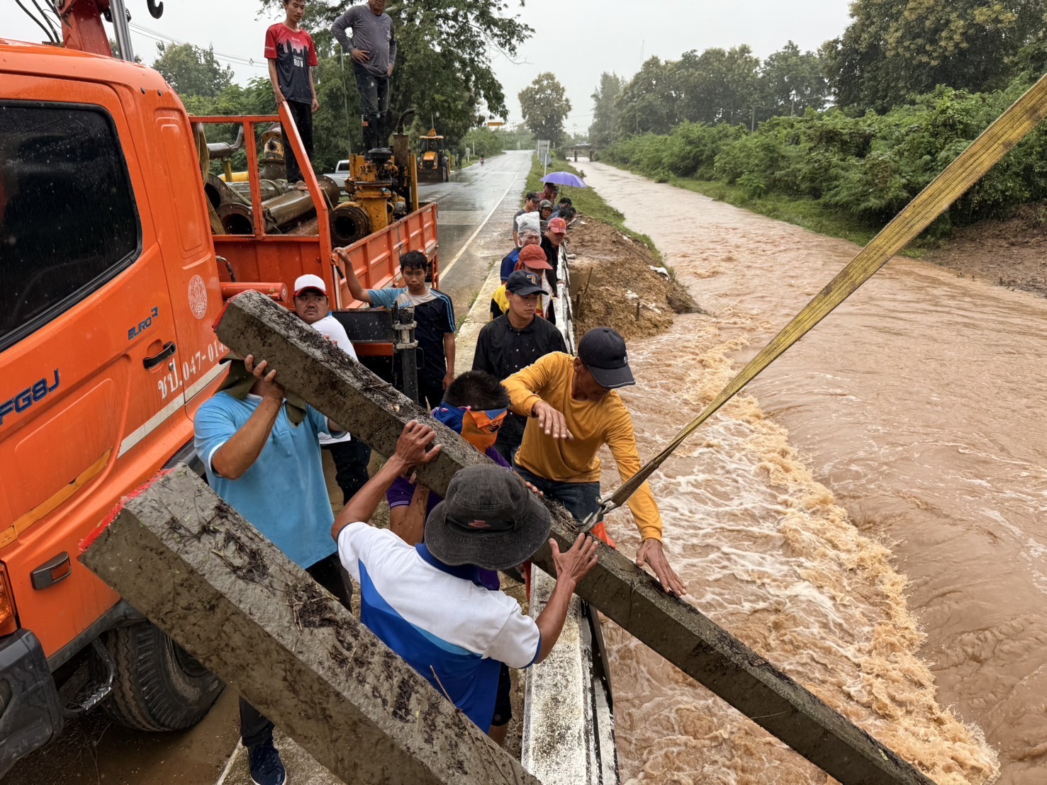 กรมชลฯ ระดมกำลังรับมือฝนเหนือ–น้ำหลาก หลัง “คาจิกิ” สลายตัว 2 ภาพชป1