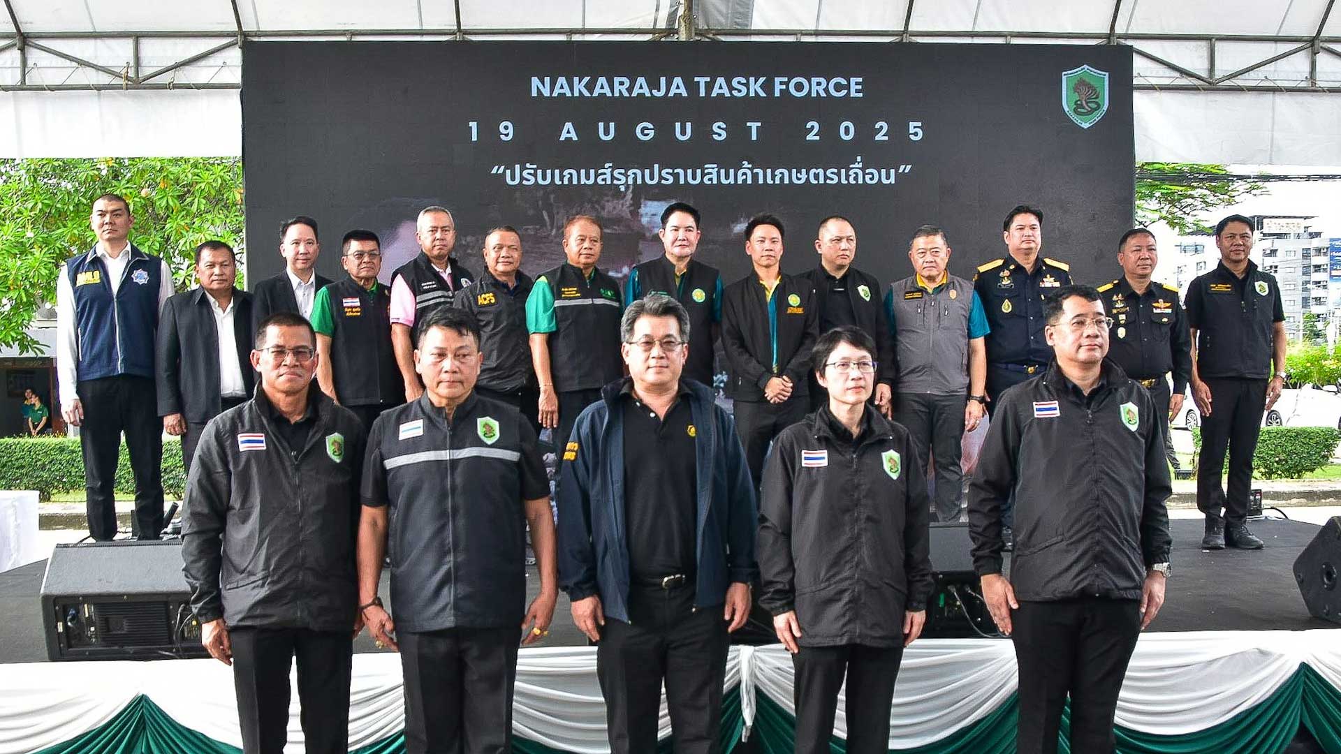 อรรถกร–อัครา เปิดศึก กวาดล้างสินค้าเกษตรเถื่อน ประกาศไม่ผ่อนปรน เตือนโจรหยุดเอาเปรียบ ก่อนจะเจอโทษหนัก พร้อมปล่อยหน่วยพญานาคราช ลุยทั่วประเทศ ปกป้องเกษตรกรกว่า 30 ล้านคน 1 อรรถกร–อัครา2