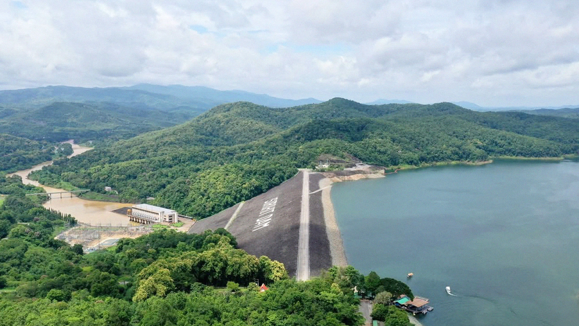 เขื่อนสิริกิติ์ช่วยรับมวลน้ำจากภาคเหนือ บรรเทาน้ำหลากตอนล่าง ชป.- กฟผ. บริหารน้ำเชิงรุกรองรับฝนล่วงหน้า 1 เขื่อนสิริกิติ์2