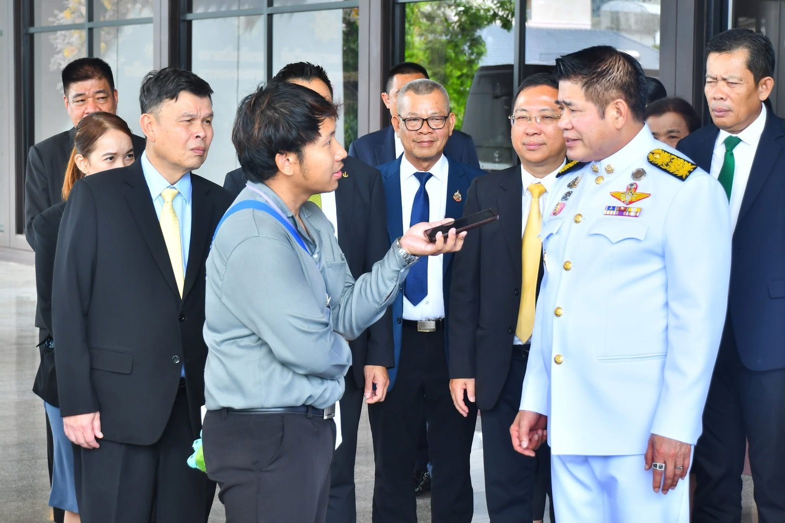 รองนายกรัฐมนตรี พร้อมขับเคลื่อนนโยบาย Quick win ภาคการเกษตร ภายหลังการแถลงนโยบายรัฐบาลต่อรัฐสภา พร้อมมุ่งเน้นแก้ไขปัญหาภายใต้กรอบระยะเวลาสั้น เพื่อบรรเทาความเดือดร้อนของเกษตรกรที่รวดเร็วและเป็นรูปธรรม 2 1084721