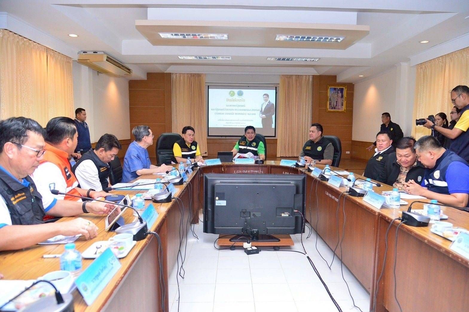 เขื่อนพระรามหก “ธงแดง” ระดับน้ำเกณฑ์วิกฤต 10 1086820