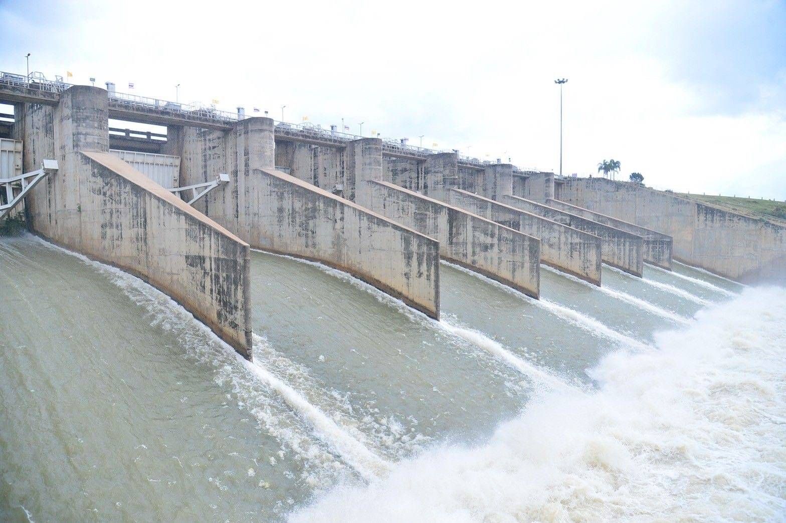 เขื่อนพระรามหก “ธงแดง” ระดับน้ำเกณฑ์วิกฤต 12 1086825