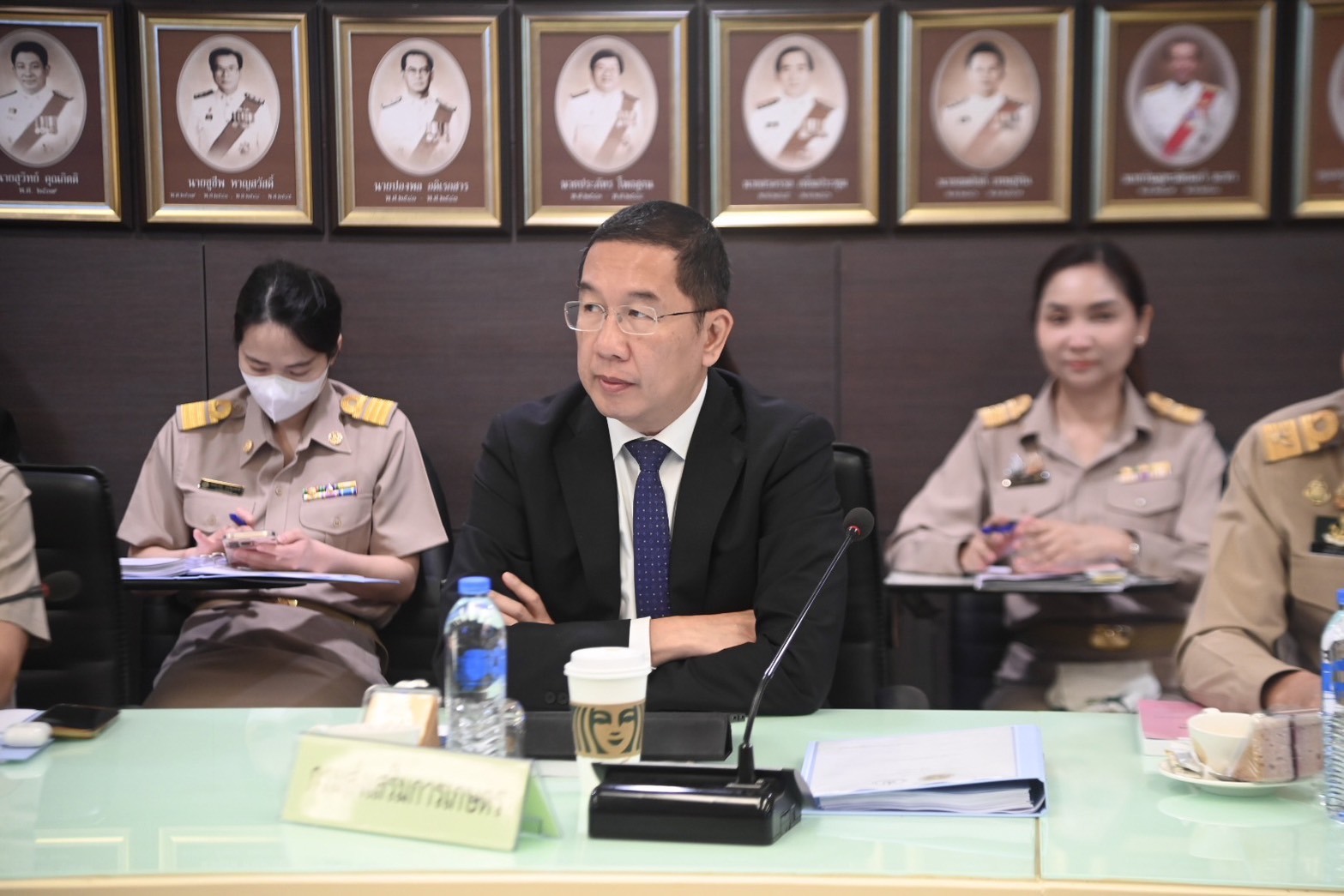 “รมว.อรรถกร” คุมเข้มทุเรียนแช่แข็ง ยกระดับมาตรฐานเกษตรไทย ป้องกันสินค้าปลอมแปลง เสริมความเชื่อมั่นตลาดโลก 8 11 1