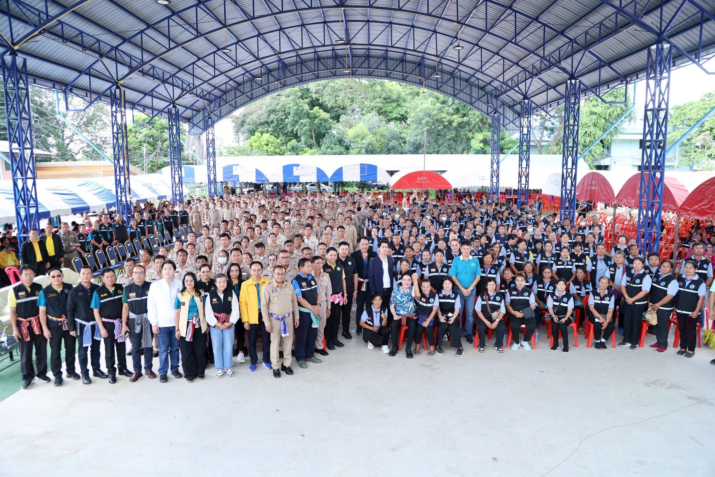 “อัครา พรหมเผ่า” ลุยร้อยเอ็ด เปิดงาน “ประมงอาสาพาปลาคืนถิ่น” ส่งเสริมการจัดการทรัพยากรน้ำจืดยั่งยืน ฟื้นฟูสัตว์น้ำ สร้างรายได้ชุมชน 11 1337055