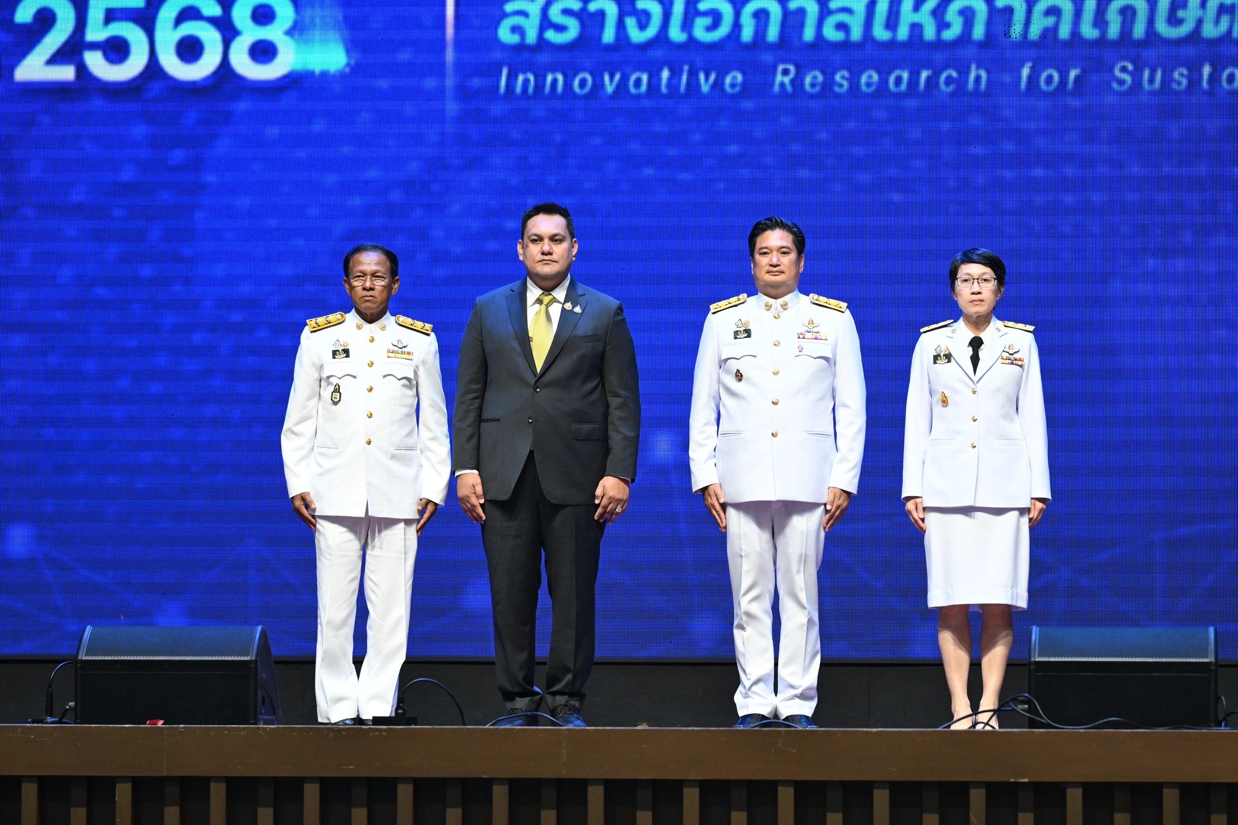 “รมช.อามินทร์” เปิดงานแถลงผลงานกรมวิชาการเกษตร ปี 68 โชว์นวัตกรรมวิจัย หนุนเกษตรไทยยั่งยืน ยกระดับสินค้า ลดต้นทุน สร้างรายได้ พร้อมรับมือการเปลี่ยนแปลงสภาพภูมิอากาศและความท้าทายตลาดโลก 4 1357901