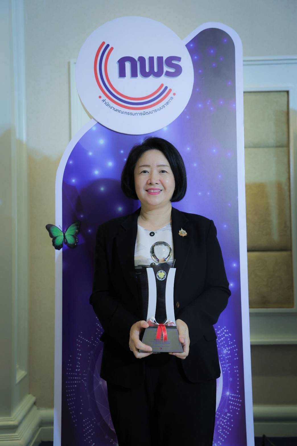 สศก.โชว์ศักยภาพ คว้า 2 รางวัลเลิศรัฐ ประจำปี 2568 ตอกย้ำองค์กรคุณภาพเพื่อเกษตรกร ข้อมูลแม่นยำ-ประชาชนมีส่วนร่วม 12 1575472