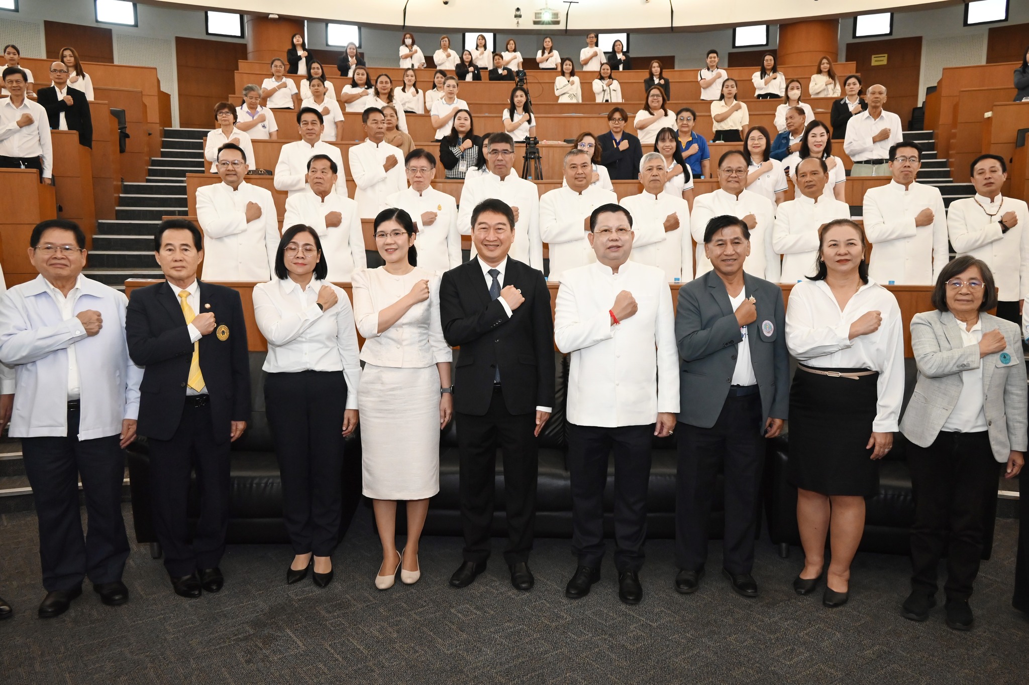 กรมส่งเสริมสหกรณ์จับมือชุมนุมสหกรณ์ออมทรัพย์แห่งประเทศไทย จำกัด ประกาศเจตนารมณ์ร่วมกันส่งเสริมจริยธรรมและธรรมาภิบาลในสหกรณ์นอกภาคการเกษตร 7 548302133 1236204908549598 8199669715887061210 n 1