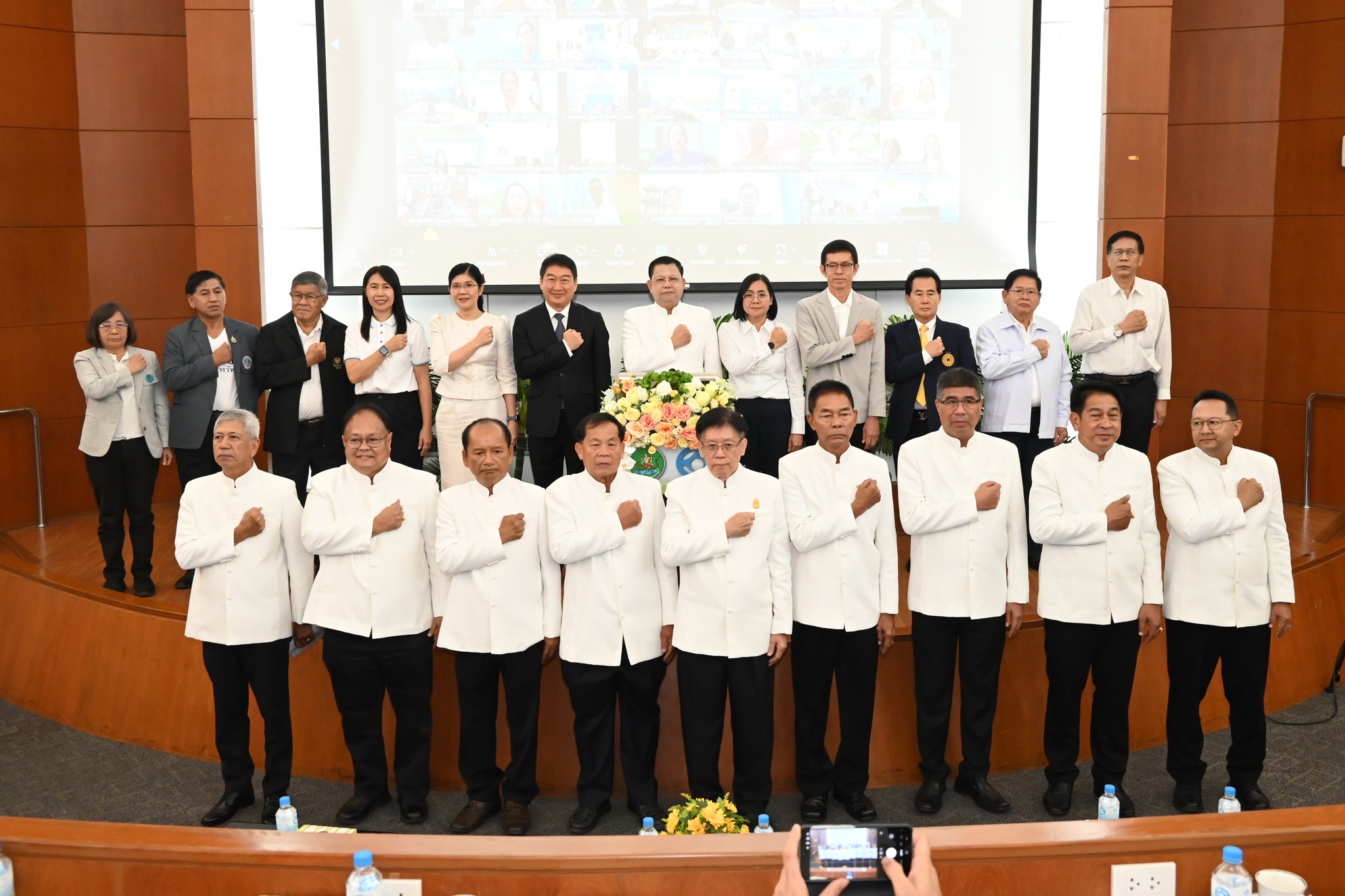 กรมส่งเสริมสหกรณ์จับมือชุมนุมสหกรณ์ออมทรัพย์แห่งประเทศไทย จำกัด ประกาศเจตนารมณ์ร่วมกันส่งเสริมจริยธรรมและธรรมาภิบาลในสหกรณ์นอกภาคการเกษตร 5 549311986 1236207018549387 8928903787998887698 n