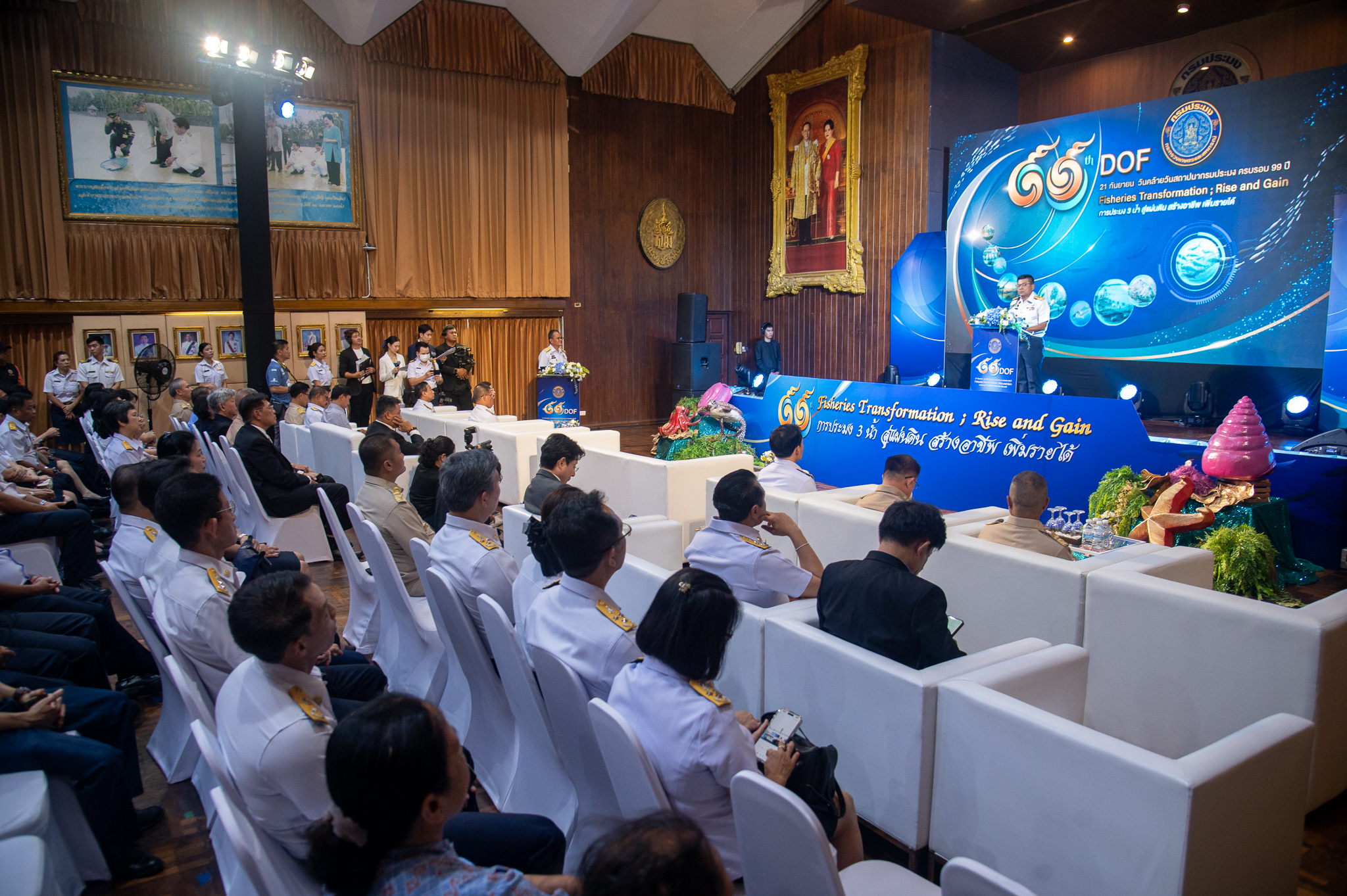กรมประมง ครบปีที่ 99ก้าวสู่ Fisheries Transformation”จัดแสดงนิทรรศการ 9 โซน “การประมง 3 น้ำ สู่แผ่นดิน สร้างอาชีพ เพิ่มรายได้” เปิดมิติใหม่สู่วิถียั่งยืน ยกระดับประมงไทยสู่มาตรฐานสากลโชว์ศักยภาพ GDP ประมงแตะ 1.38 แสนล้านบาท 9 598130