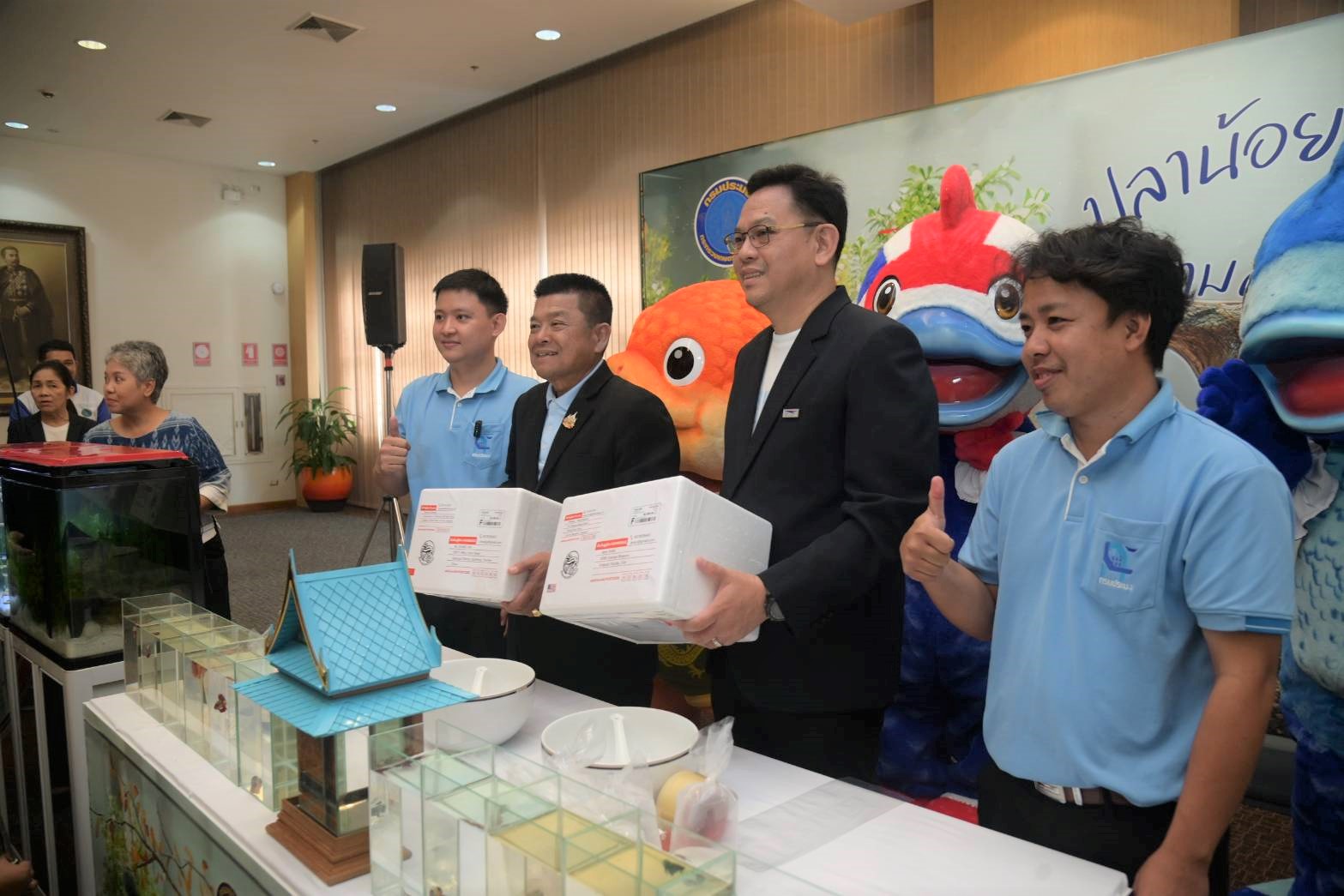 ไปรษณีย์ไทย x กรมประมง” เปิดเส้นทางส่งด่วนสัตว์น้ำสวยงามสู่ตลาดต่างประเทศ ประเดิมเฟสแรก 5 ปลายทาง “อเมริกา – เอเชีย”รุกหนุนแบรนด์ดิ้งประเทศไทยแหล่งผลิตสัตว์น้ำสวยงาม 4 601588