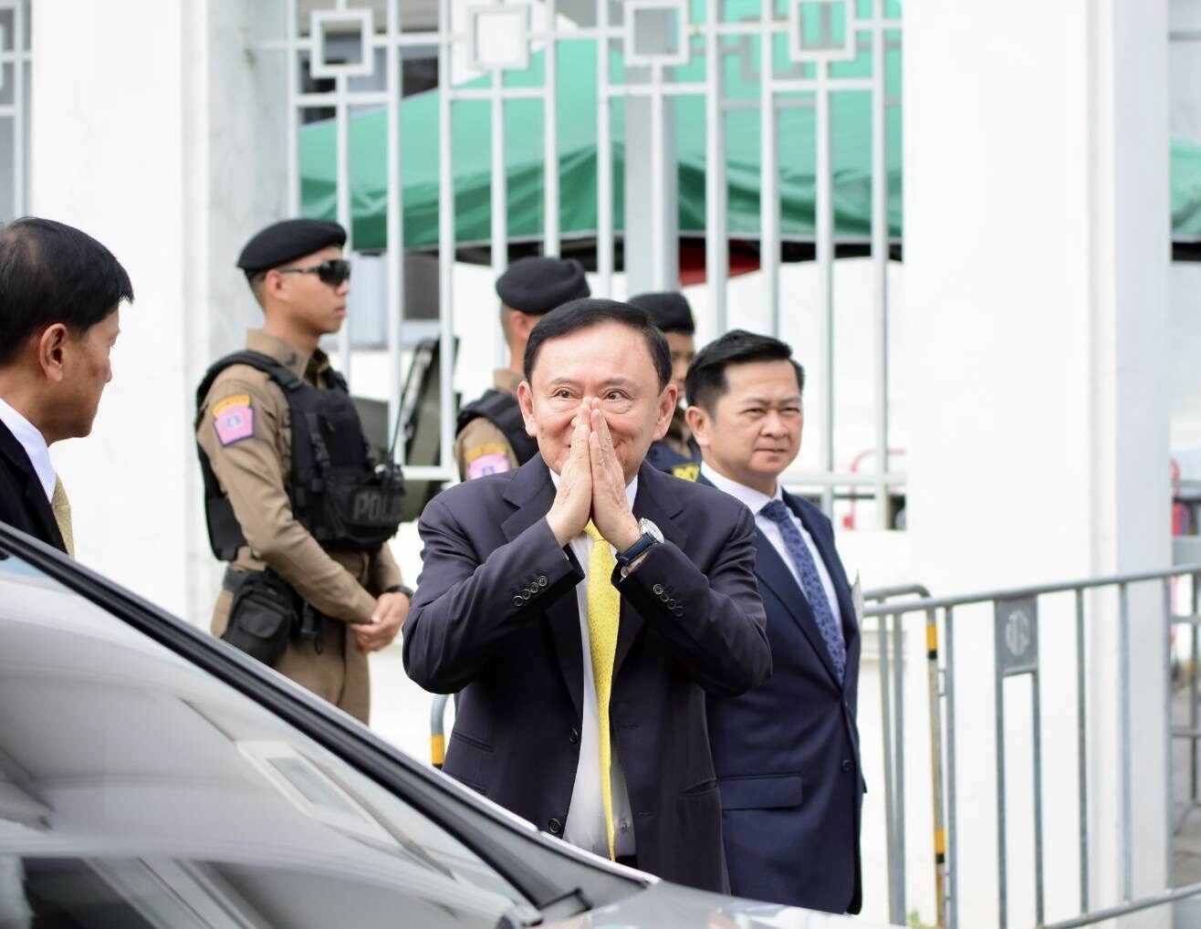 ศาลฎีกานักการเมือง สั่ง ทักษิณ กลับคุก 1 ปี เริ่มนับโทษใหม่หมด คดีไปพักรักษาตัวที่ ชั้น 14 รพ.ตำรวจ 2 7B7C25CC 7F32 44EA AB88 DC9F21E1C743