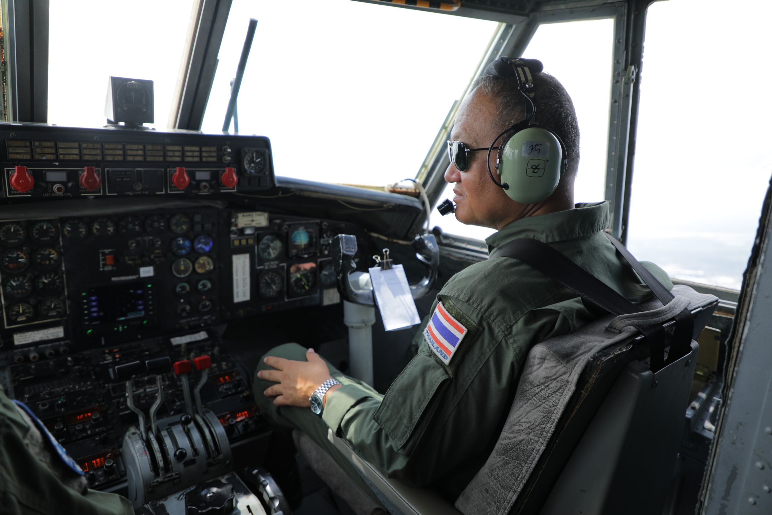 หน่วยปฏิบัติการฝนหลวงจังหวัดขอนแก่น ช่วยพื้นที่ทุ่งกุลาร้องไห้ต่อเนื่อง พร้อมทั้งเติมน้ำในเขื่อน 2 934002 1