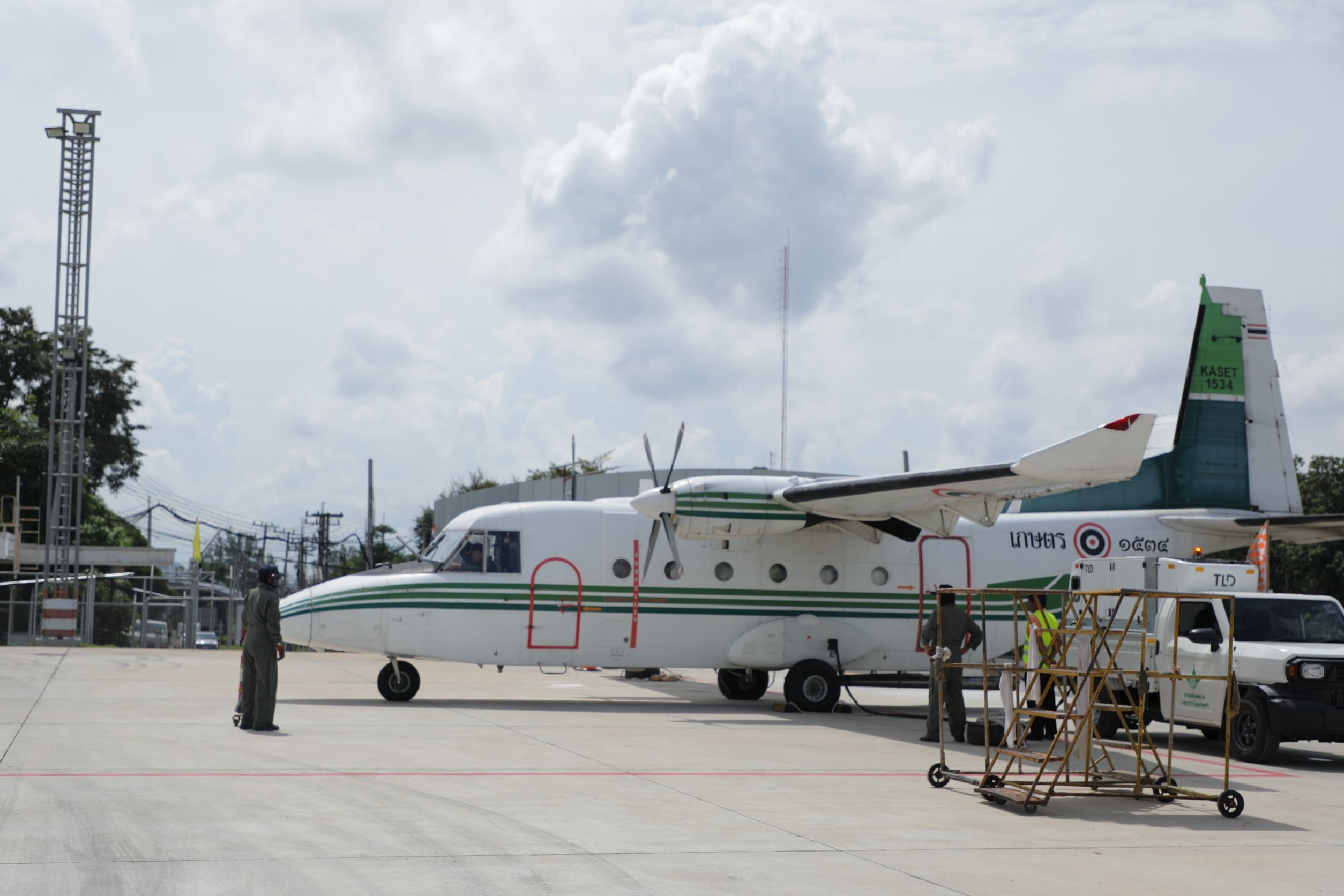 หน่วยปฏิบัติการฝนหลวงจังหวัดขอนแก่น ช่วยพื้นที่ทุ่งกุลาร้องไห้ต่อเนื่อง พร้อมทั้งเติมน้ำในเขื่อน 6 934005