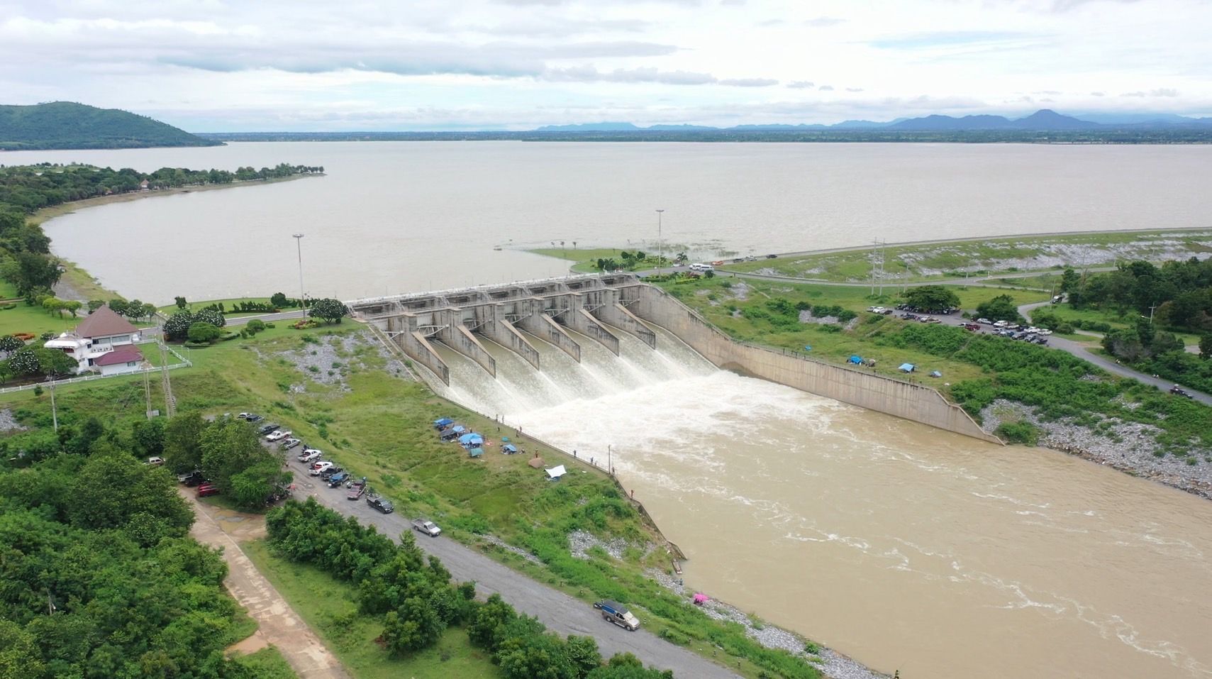 กรมชลประทาน แจ้งเตือนสถานการณ์น้ำเขื่อนป่าสักชลสิทธิ์ 2 935038