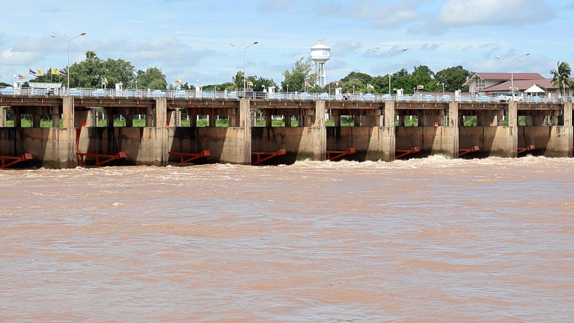 รับมือ “บัวลอย” เขื่อนเจ้าพระยา ปรับการระบายน้ำรองรับน้ำเหนือ 3 939967