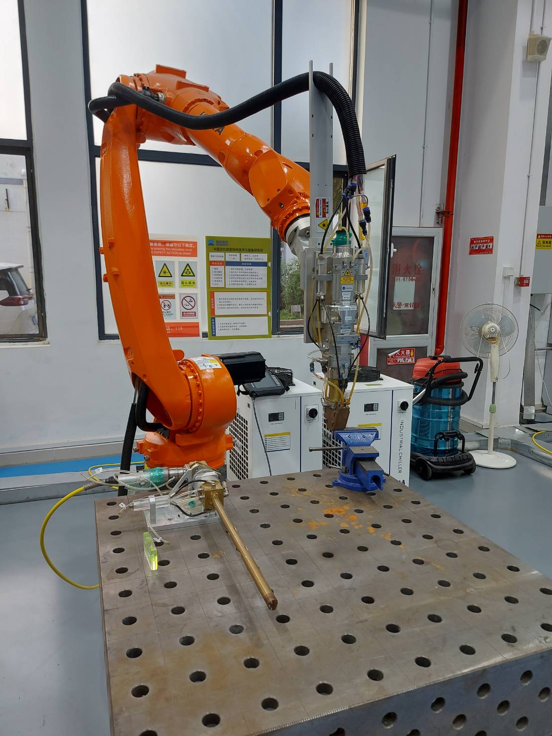 EP.04 เรื่องเล่าจากเมืองจีน โดย ดร.เล็ก 980268