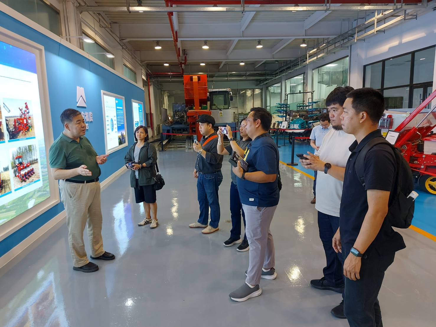 EP.04 เรื่องเล่าจากเมืองจีน โดย ดร.เล็ก 980270