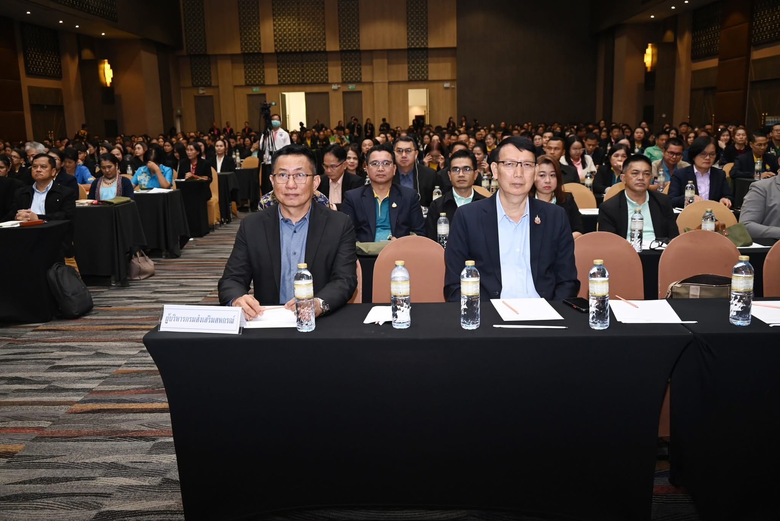 อธิบดีกรมส่งเสริมสหกรณ์ สั่งลุยติดอาวุธแก่ผู้ปฏิบัติหน้าที่ “รองนายทะเบียนสหกรณ์” เสริมความรู้ พัฒนาทักษะ ก้าวทันความเปลี่ยนแปลงของโลกยุคใหม่ 8 S 100319348