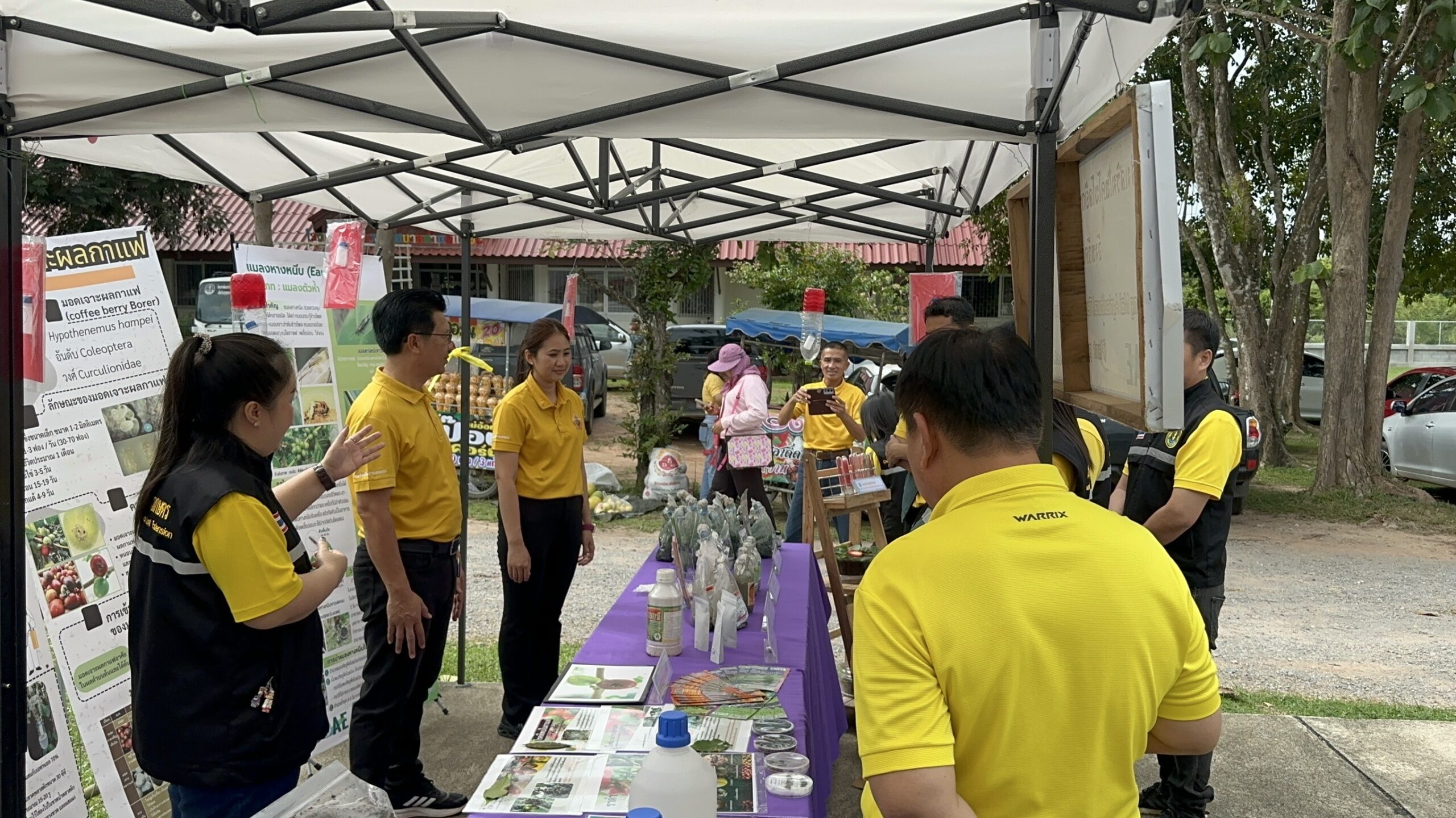 กรมส่งเสริมการเกษตร หนุน “พะเยา เมืองกาแฟ” ยกระดับกาแฟคุณภาพ สร้างรายได้อย่างยั่งยืน 6 S 1060986890 scaled