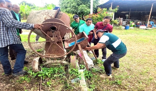 กรมส่งเสริมสหกรณ์ ยึดแนวคิดเศรษฐกิจหมุนเวียน สานต่อโครงการเพิ่มมูลค่าวัสดุเหลือใช้ทางการเกษตร ช่วยลดปัญหาขยะทางการเกษตร สร้างรายได้เสริมให้เกษตรกร และเป็นมิตรต่อสิ่งแวดล้อม 6 S 138199113