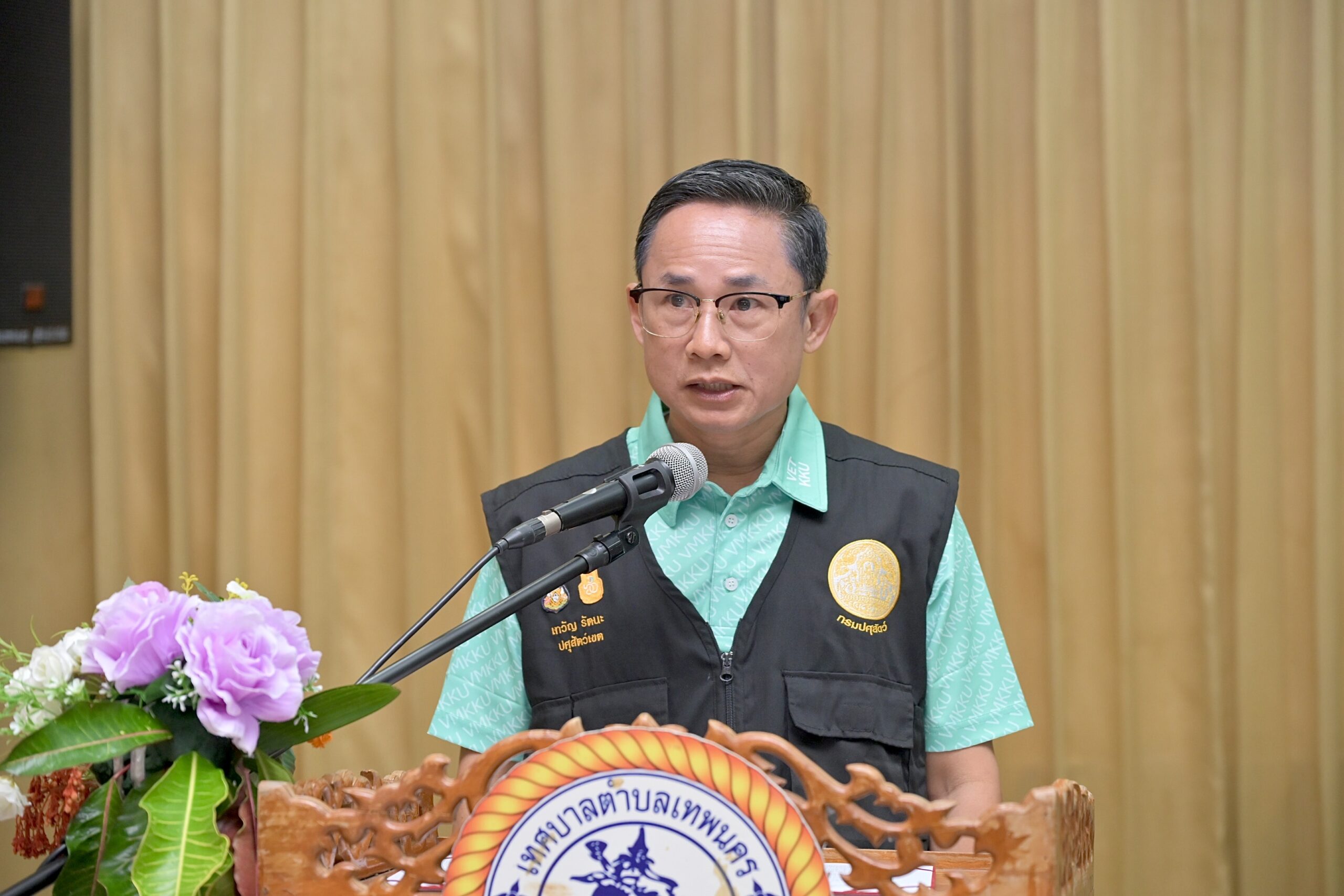 กรมปศุสัตว์เดินหน้าขับเคลื่อนโครงการเร่งรัดผ่าตัดทำหมันสุนัข–แมว คุมโรคพิษสุนัขบ้าในพื้นที่เสี่ยง จ.กำแพงเพชร ตามนโยบายของกระทรวงเกษตรและสหกรณ์ อย่างต่อเนื่อง เพื่อ S 15704218 scaled