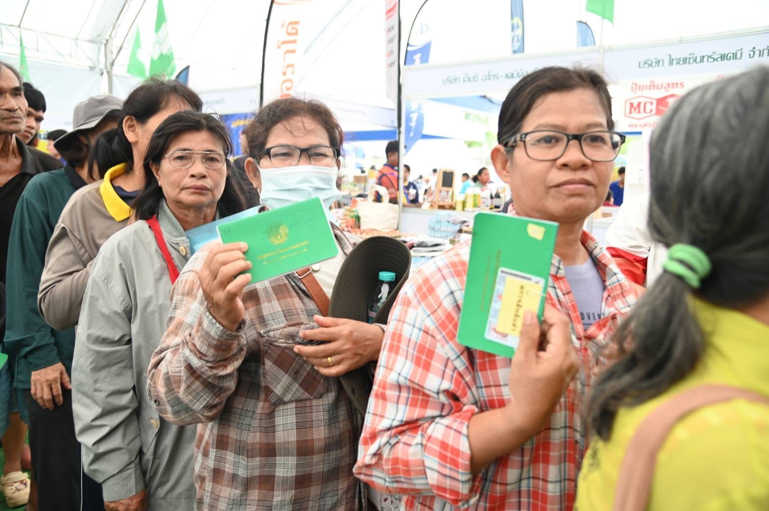 “DIT” ขนปุ๋ยถูก–ยาดี ธงเขียว บุกพิษณุโลก ลดสูงสุดกระสอบละ 200 บาท 8–9 ก.ย. นี้ คาดช่วยลดต้นทุนเกษตรกรกว่า 2 ล้านบาท 4 S 17170536