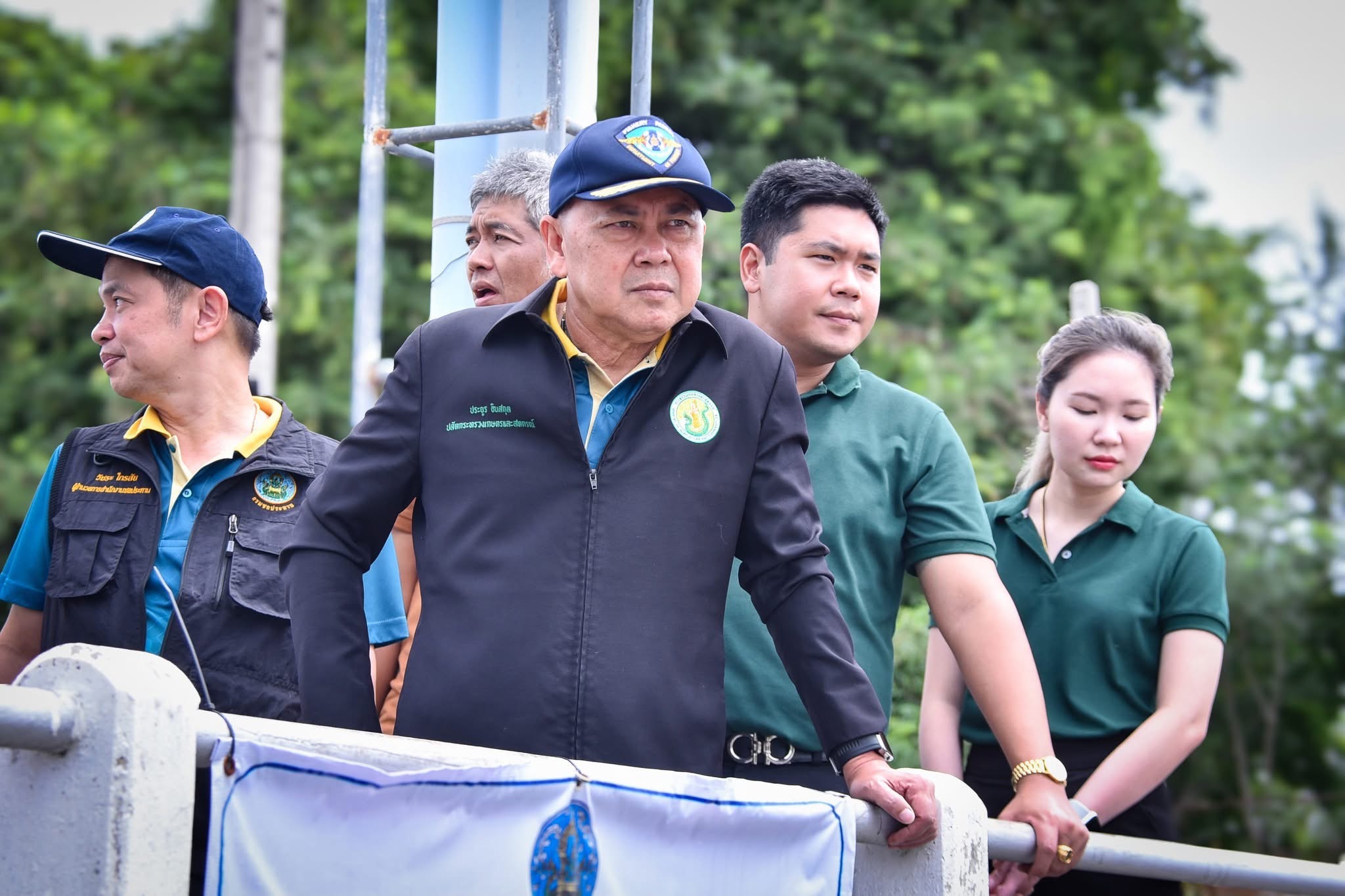 ปลัดกระทรวงเกษตรฯ ลงพื้นที่ตรวจเยี่ยมและเปิดประตูระบายน้ำ ณ โครงการปรับปรุงคลองมะขามเฒ่า-อู่ทอง 3 S 17236133