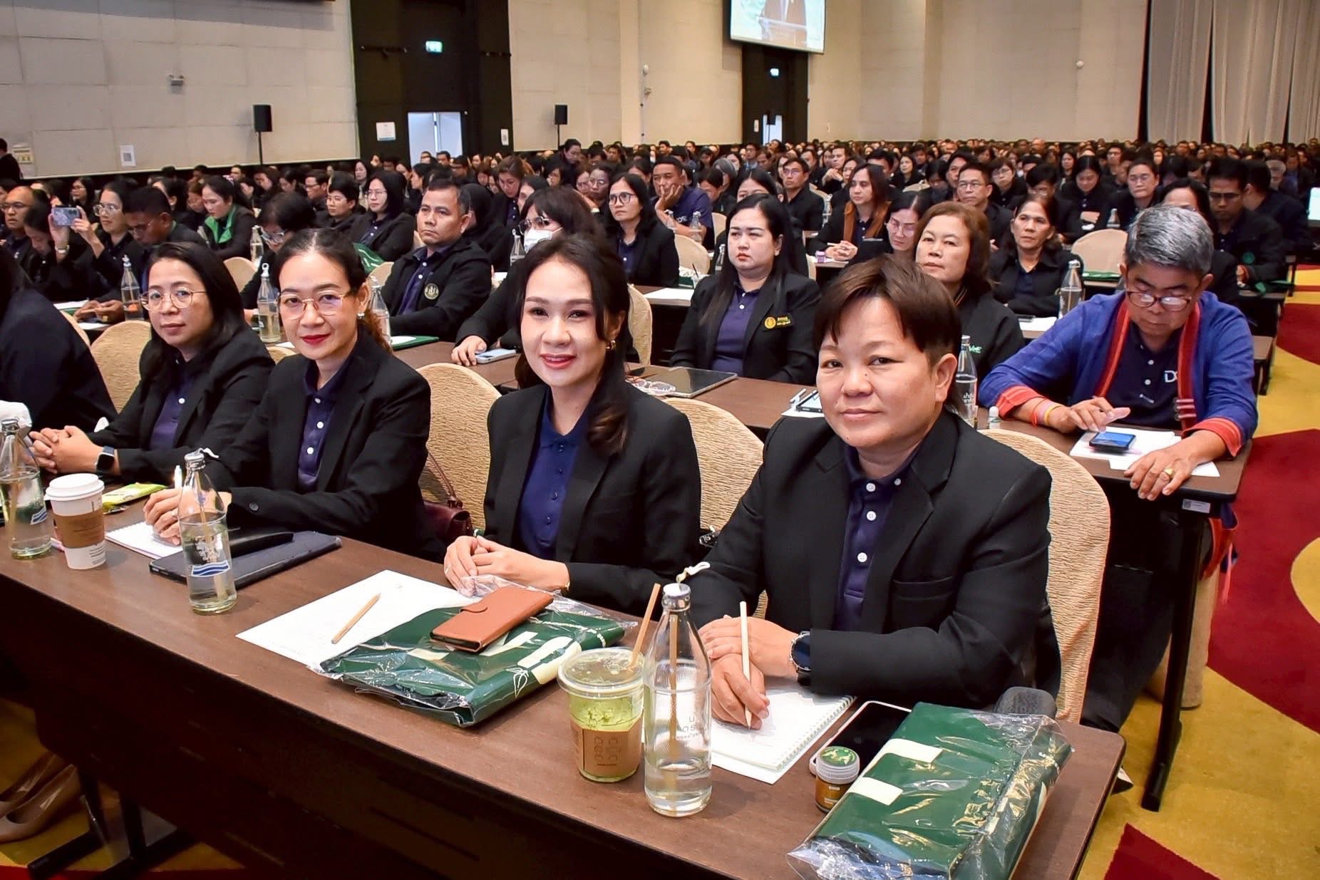 กรมส่งเสริมการเกษตร พร้อมขานรับนโยบายปี 2569มุ่งสู่ฉากทัศน์ใหม่ เกษตรเพื่อภูมิอากาศ 8 S 17662048