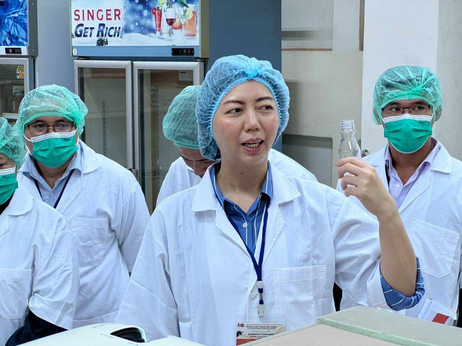 กองผลิตภัณฑ์ปศุสัตว์ พร้อมด้วย ศผส.มหาสารคาม เป็นวิทยากร โครงการ Strengthening Dairy Innovation in the Lancang-Mekong Cooperation Countries ณ มหาวิทยาลัยขอนแก่น 2 S 17801254