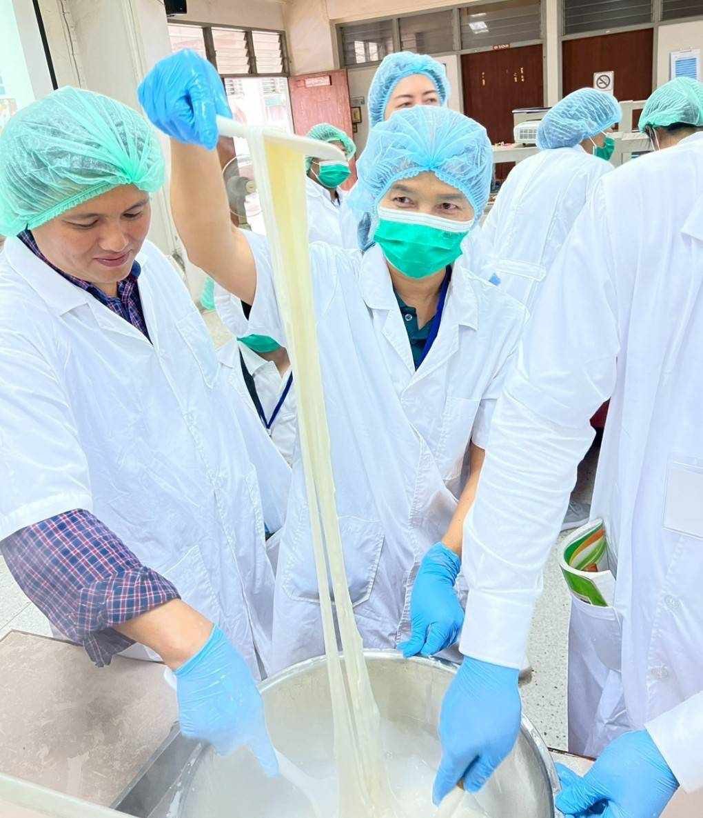 กองผลิตภัณฑ์ปศุสัตว์ พร้อมด้วย ศผส.มหาสารคาม เป็นวิทยากร โครงการ Strengthening Dairy Innovation in the Lancang-Mekong Cooperation Countries ณ มหาวิทยาลัยขอนแก่น 6 S 17801259