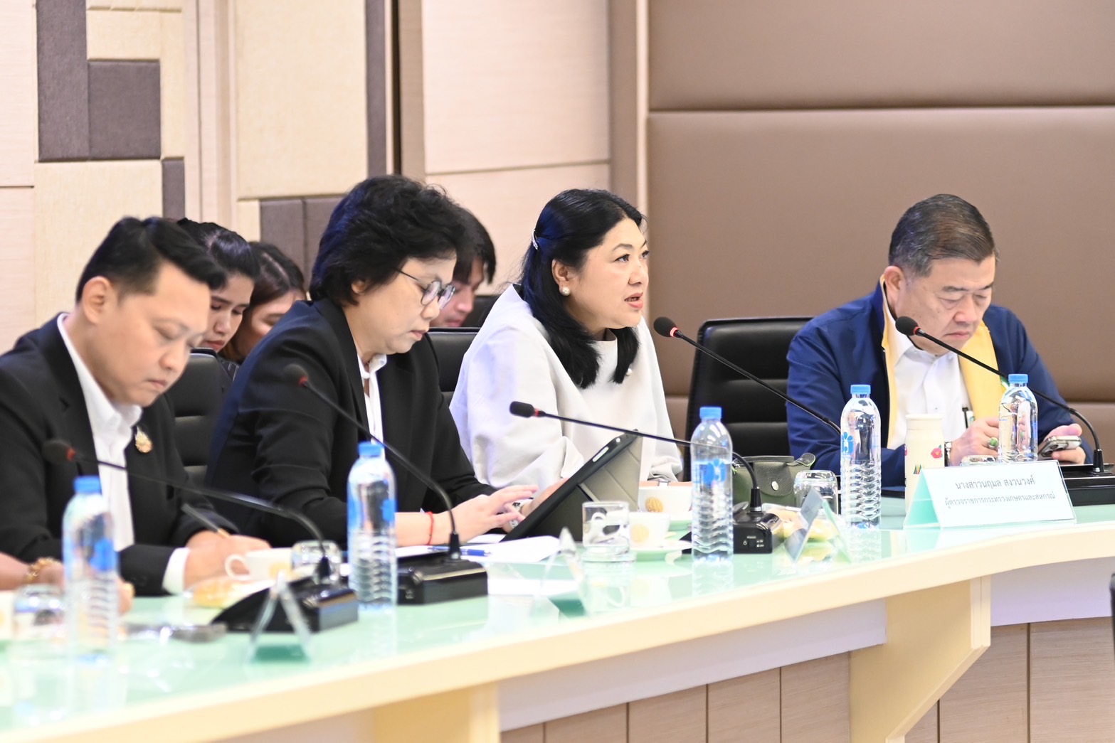 “รมว.อรรถกร” กำชับเข้ม คุมซัลเฟอร์ลำไย–บรรจุทุเรียน ดันสินค้าส่งออกไทยให้มั่นใจทั้งคุณภาพและความปลอดภัย 4 S 21585983