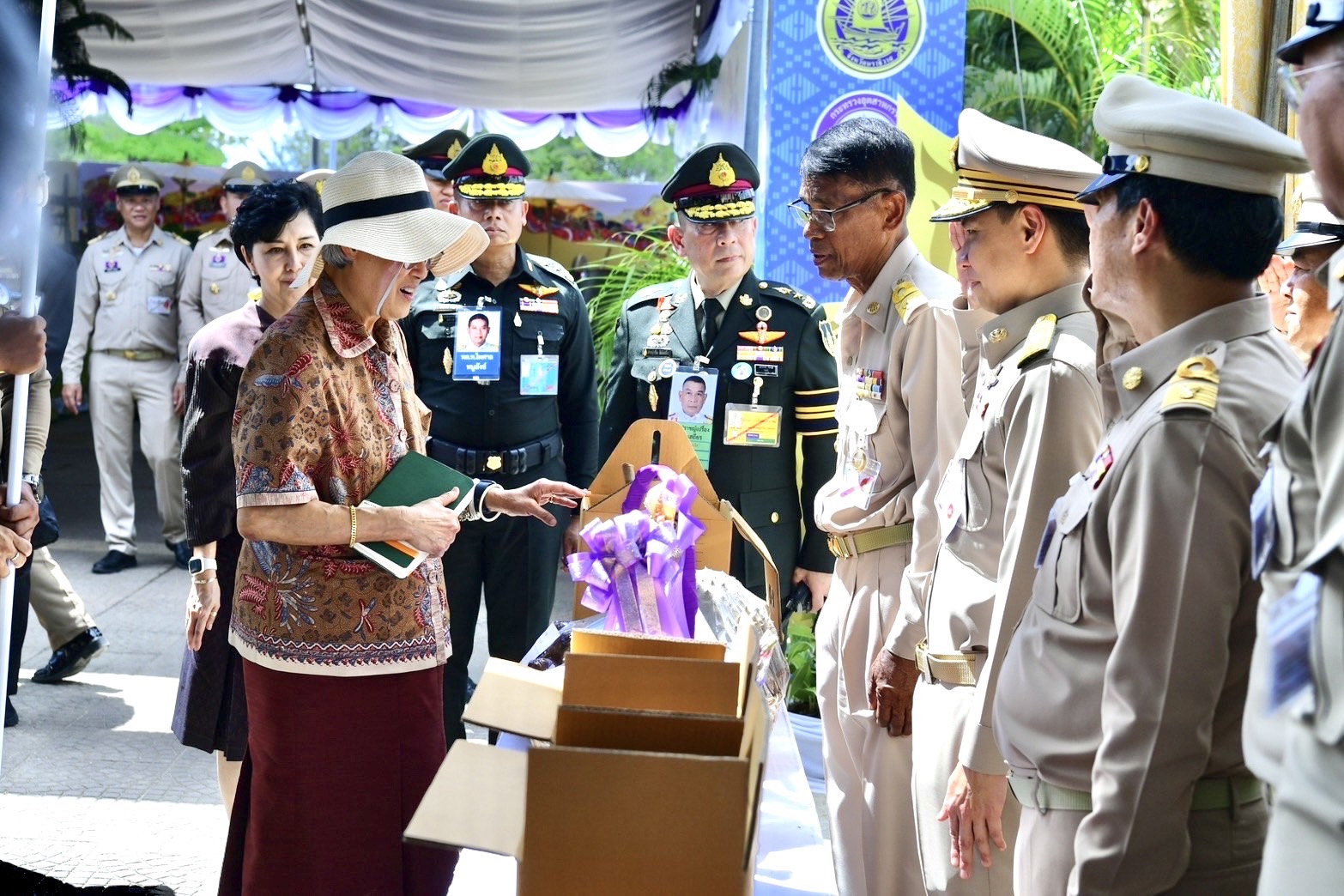 สมเด็จพระกนิษฐาธิราชเจ้า กรมสมเด็จพระเทพรัตนราชสุดาฯ สยามบรมราชกุมารี เสด็จฯ เป็นองค์ประธานเปิดงานวันลองกอง “ของดีเมืองนรา” ครั้งที่ 48 8 S 21741585