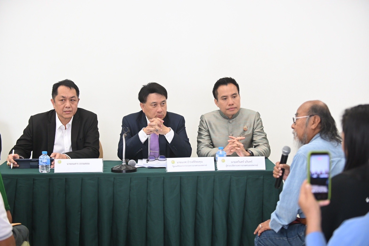 รมช.นเรศ รับฟังปัญหากลุ่มสมัชชาเกษตรกรภาคอีสานและสมาพันธ์เกษตรกรอีสาน สั่งเร่งเดินหน้าแก้ไขบรรเทาความเดือดร้อนเกษตรกร 10 S 22569028