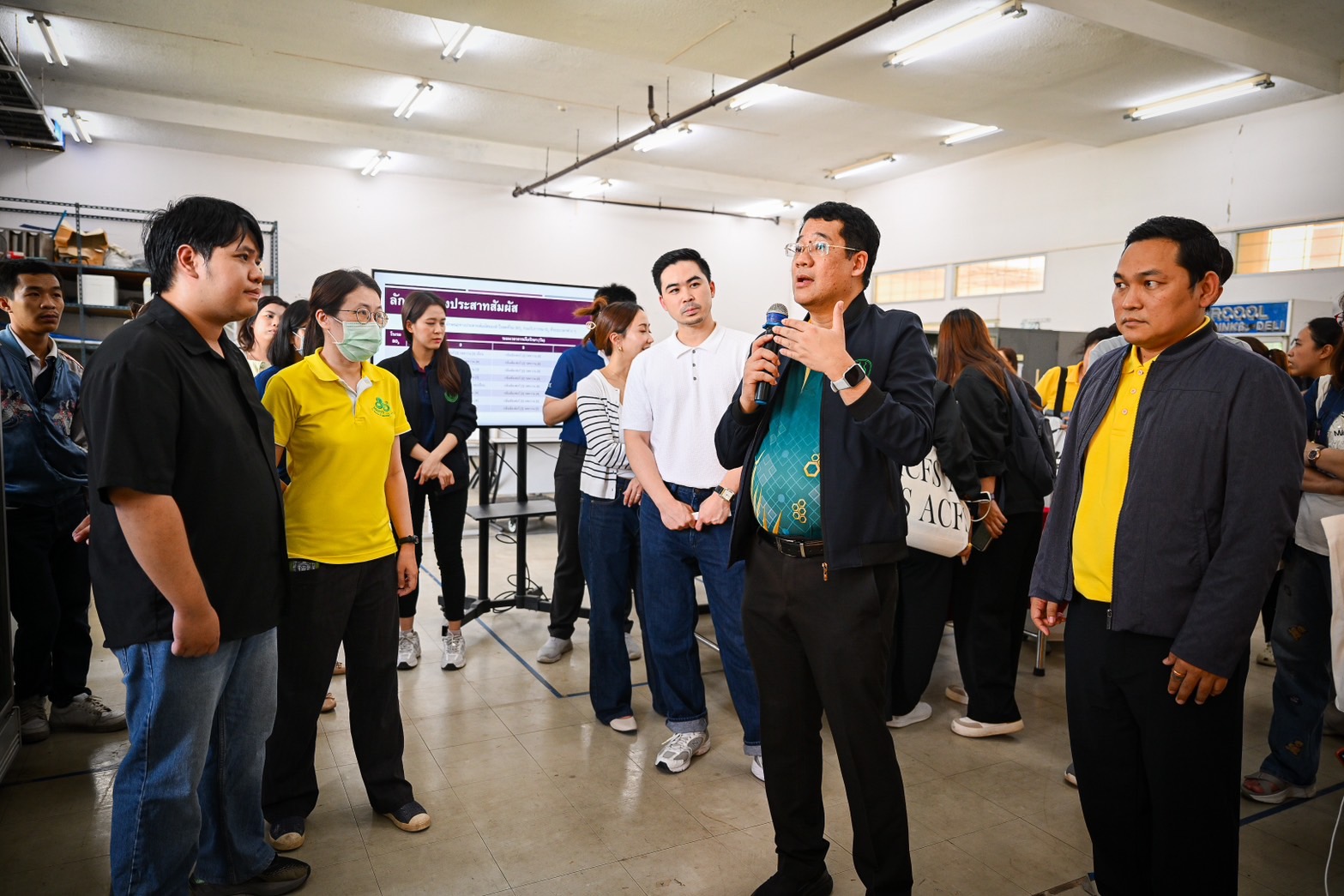 มกอช.เร่งยกระดับมาตรฐานลำไยไทย สกัดปัญหาซัลเฟอร์ไดออกไซด์ตกค้างเกินเกณฑ์ หลังจีนเข้มงวด พร้อมผลักดันนวัตกรรมใหม่ยืดอายุ-รักษาคุณภาพ สร้างความมั่นใจตลาดส่งออก 7 S 29343768