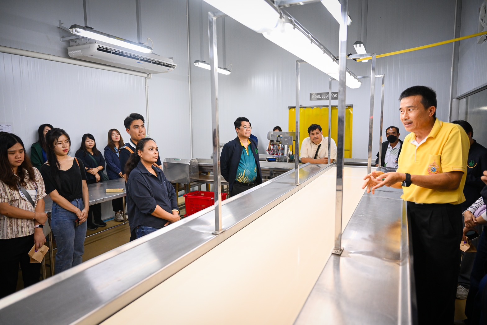 มกอช.เร่งยกระดับมาตรฐานลำไยไทย สกัดปัญหาซัลเฟอร์ไดออกไซด์ตกค้างเกินเกณฑ์ หลังจีนเข้มงวด พร้อมผลักดันนวัตกรรมใหม่ยืดอายุ-รักษาคุณภาพ สร้างความมั่นใจตลาดส่งออก 4 S 29343774