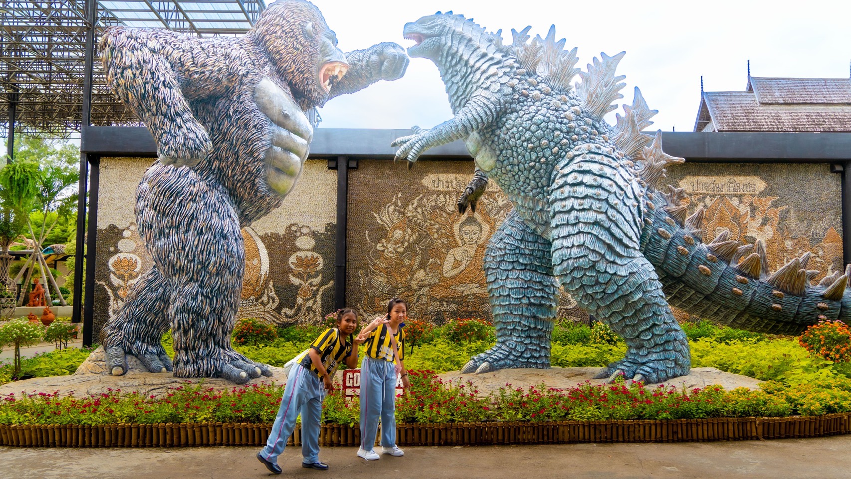 สวนนงนุชพัทยาจัดโปรพิเศษฟรีสองอย่าง สุดคุ้ม เที่ยวสนุกได้ทั้งครอบครัว กับโปรโมชั่นยิ่งใหญ่ตลอดเดือนตุลาคม68นี้ 3 S 8332434