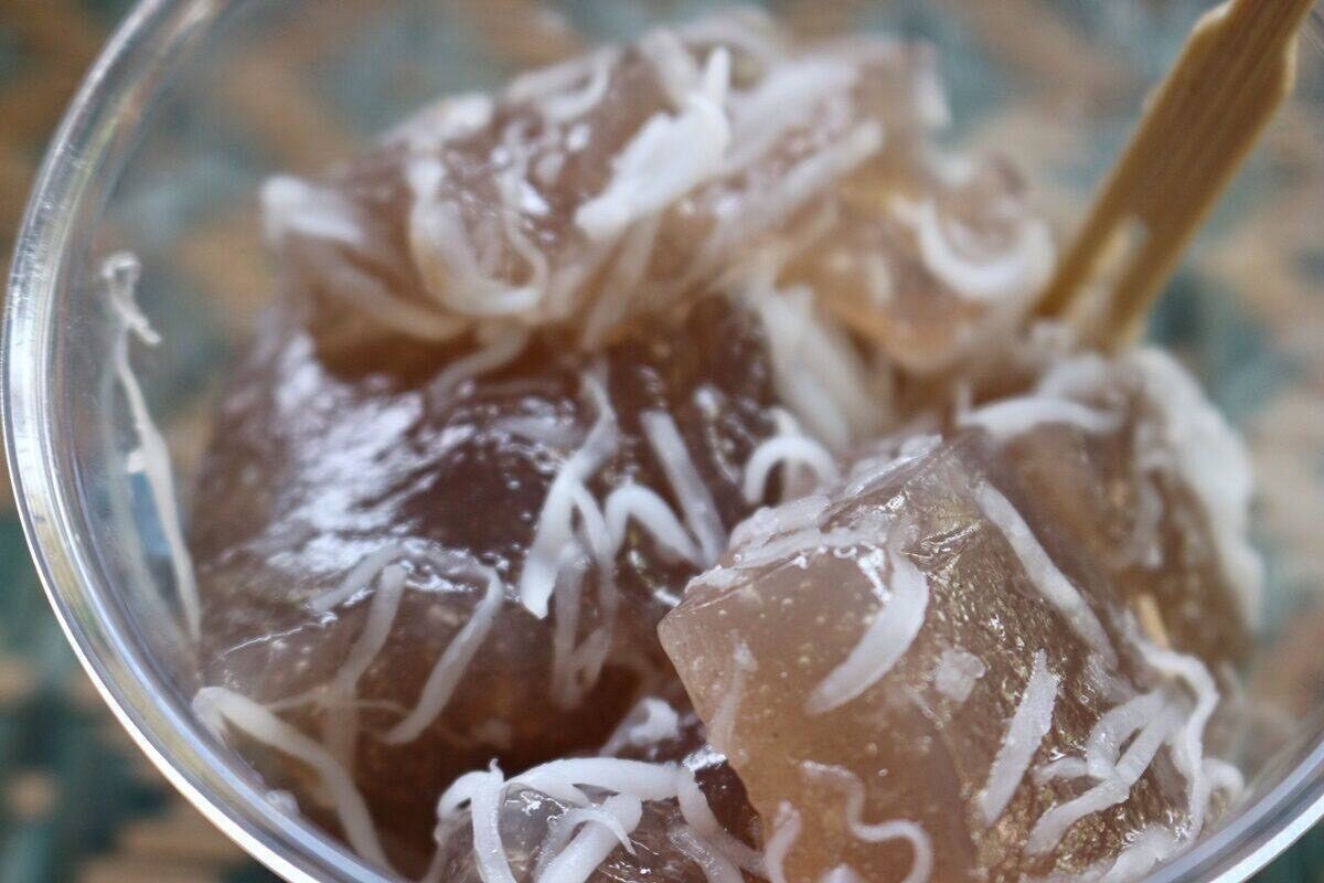 กรมทรัพย์สินทางปัญญา ขึ้นทะเบียน GI “แป้งแห้วนาหนองกุลาพิษณุโลก” แป้งแห้วคุณภาพจากผืนนา สีขาวนวล เนื้อละเอียด มีเอกลักษณ์เฉพาะตัวตามธรรมชาติ อัตลักษณ์ภูมิปัญญากว่า 130 ปี หนุนชาวบ้านปลูกแห้วนา แทนการปลูกข้าว สร้างรายได้ 2 ทาง 7 messageImage 1758007795801